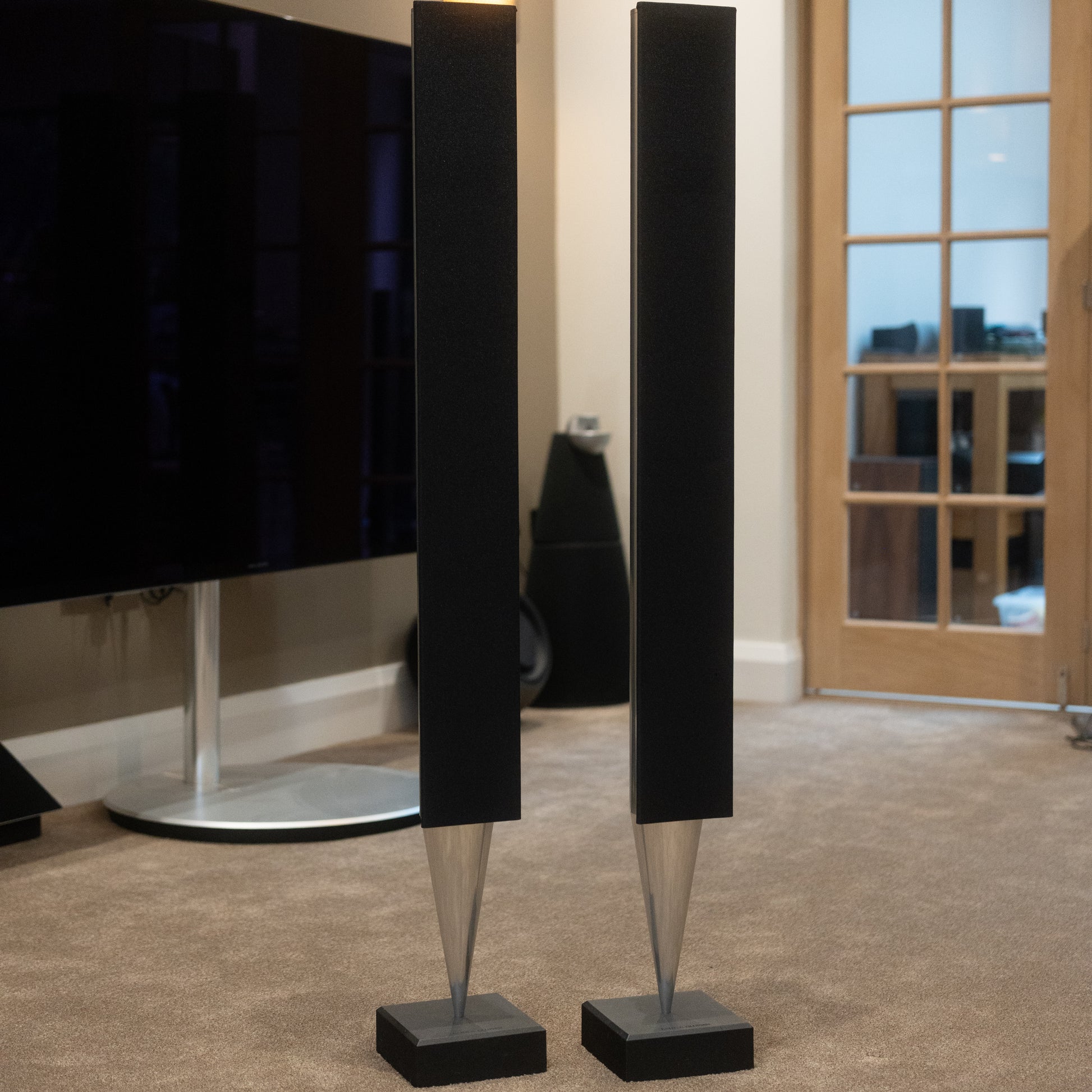 Bang & Olufsen | B&O BeoLab 8000 MK2