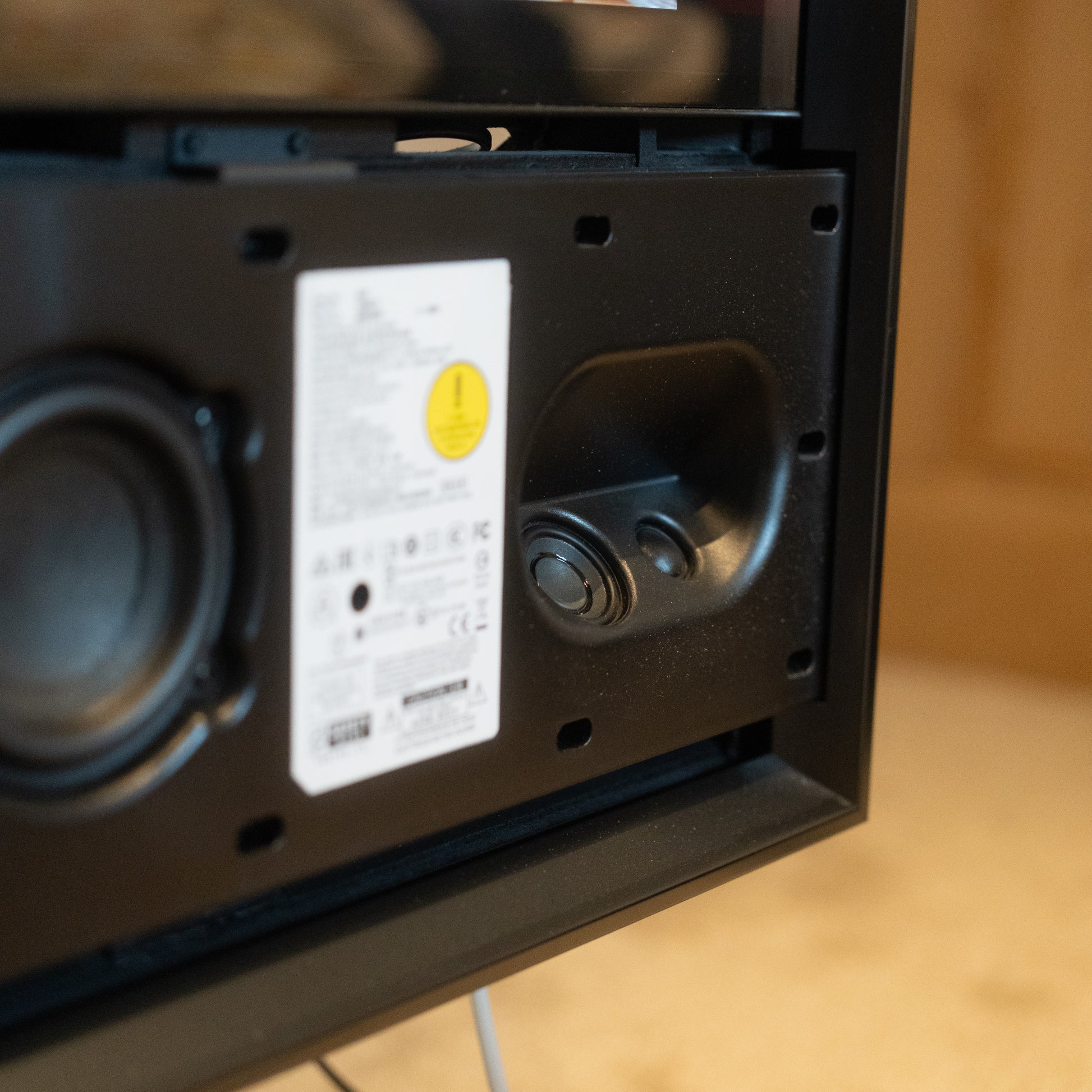 Bang & Olufsen | B&O Beovision Contour 48″ MK2 - Anthracite & Grey Mélange