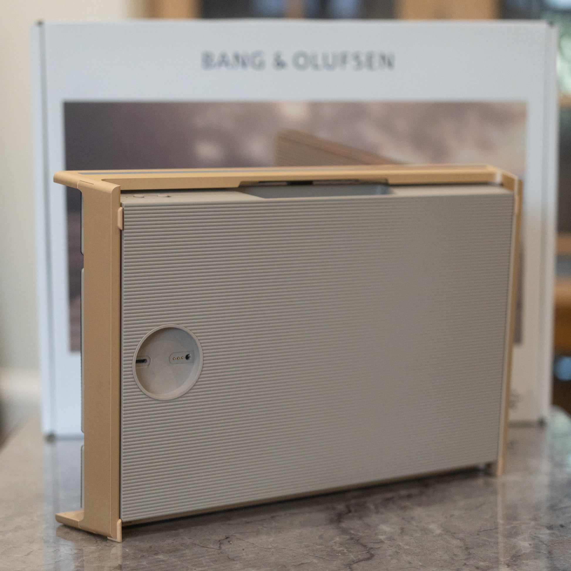 Bang & Olufsen | B&O Beosound Level - Gold Tone/Light Oak