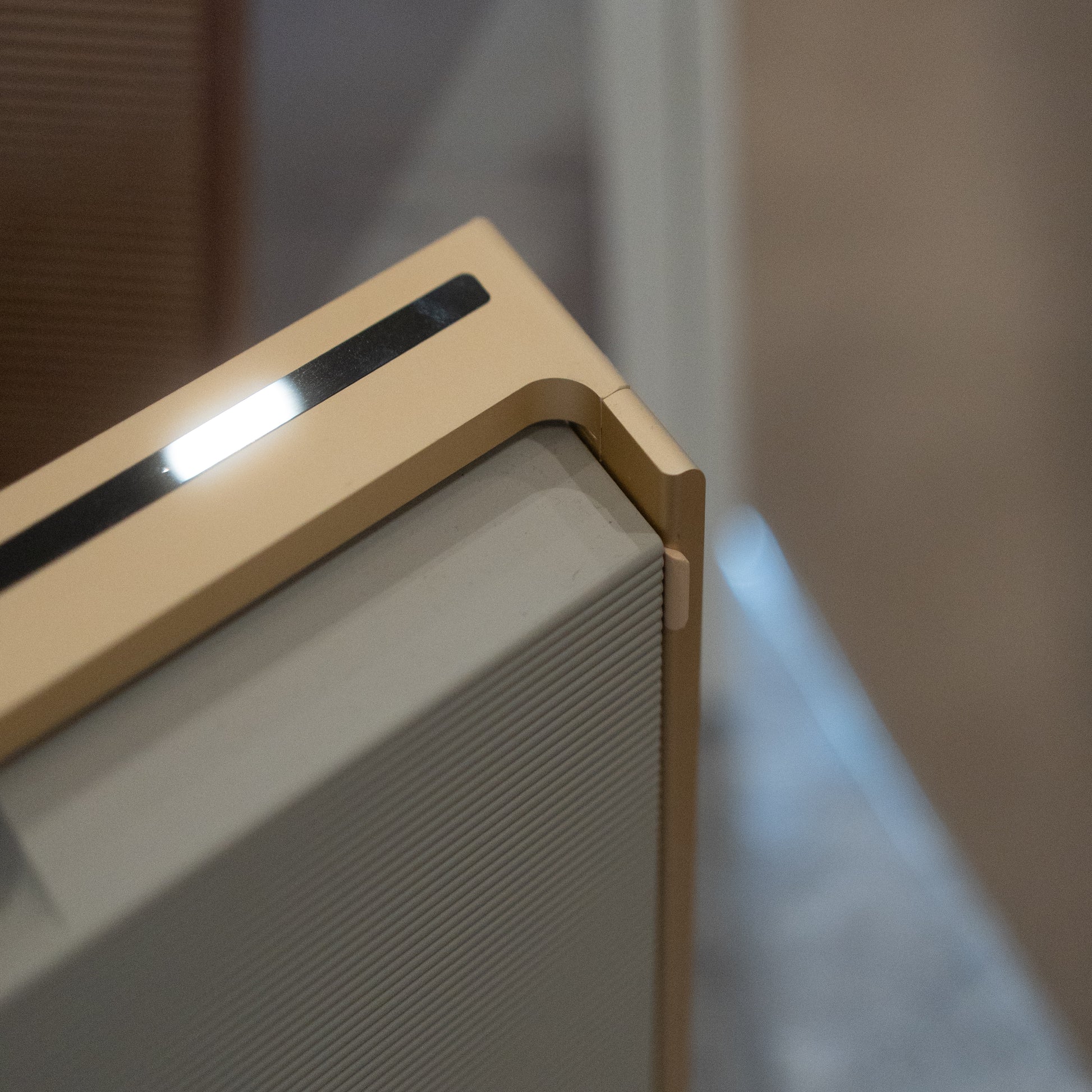 Bang & Olufsen | B&O Beosound Level - Gold Tone/Light Oak