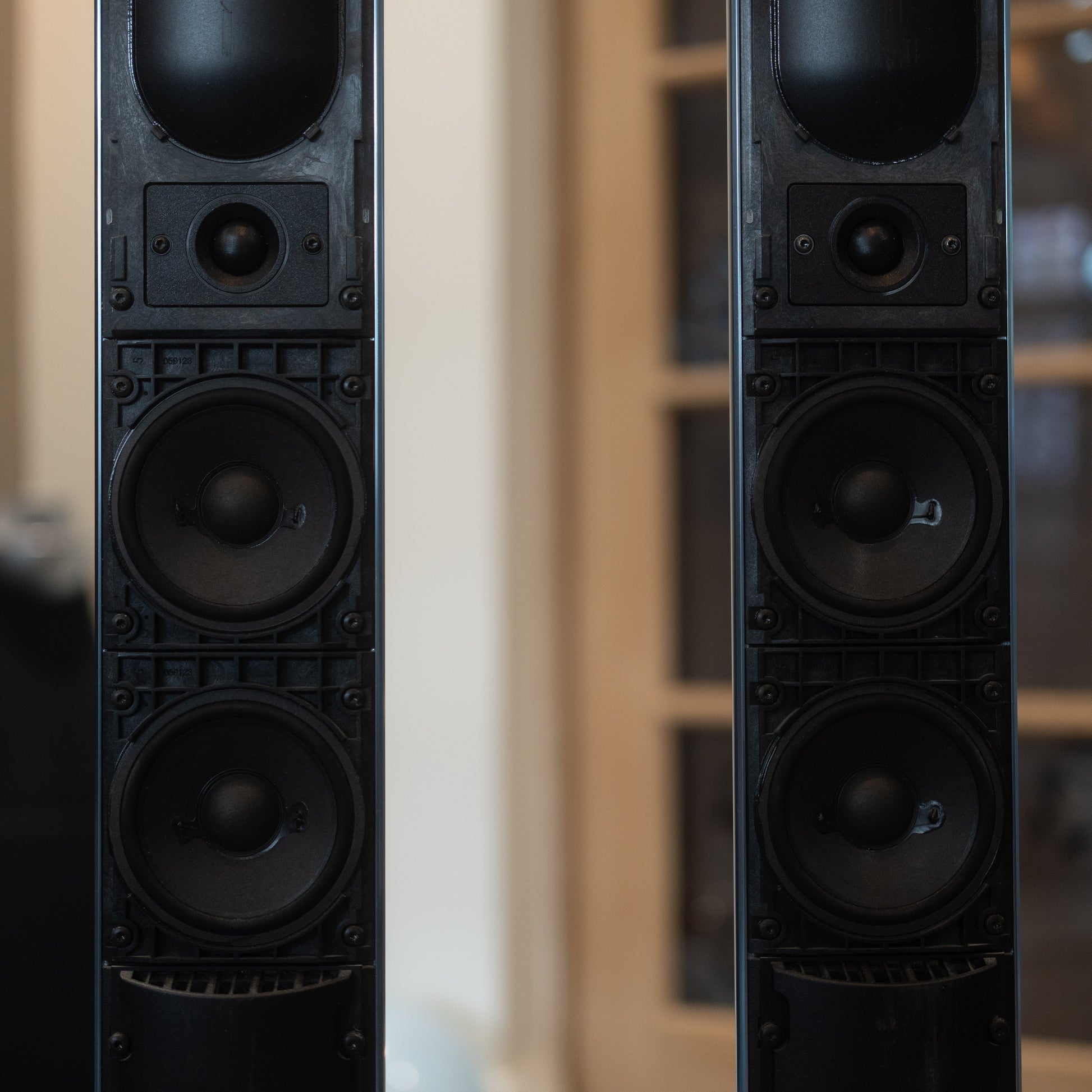 Bang & Olufsen | B&O BeoLab 6000 (Sky Blue)