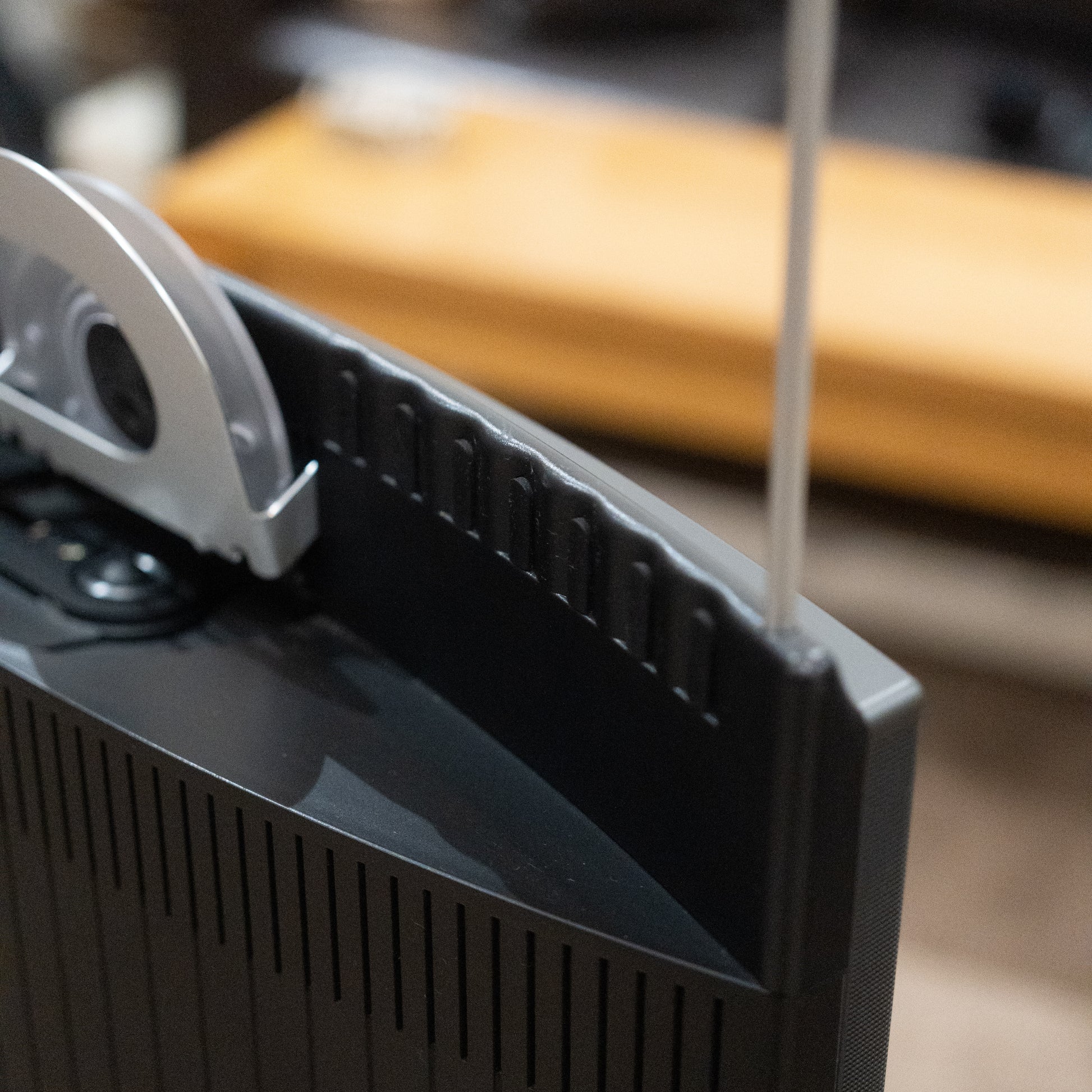 Bang & Olufsen | B&O Beosound 1 (Inc. Stand & Beo4)