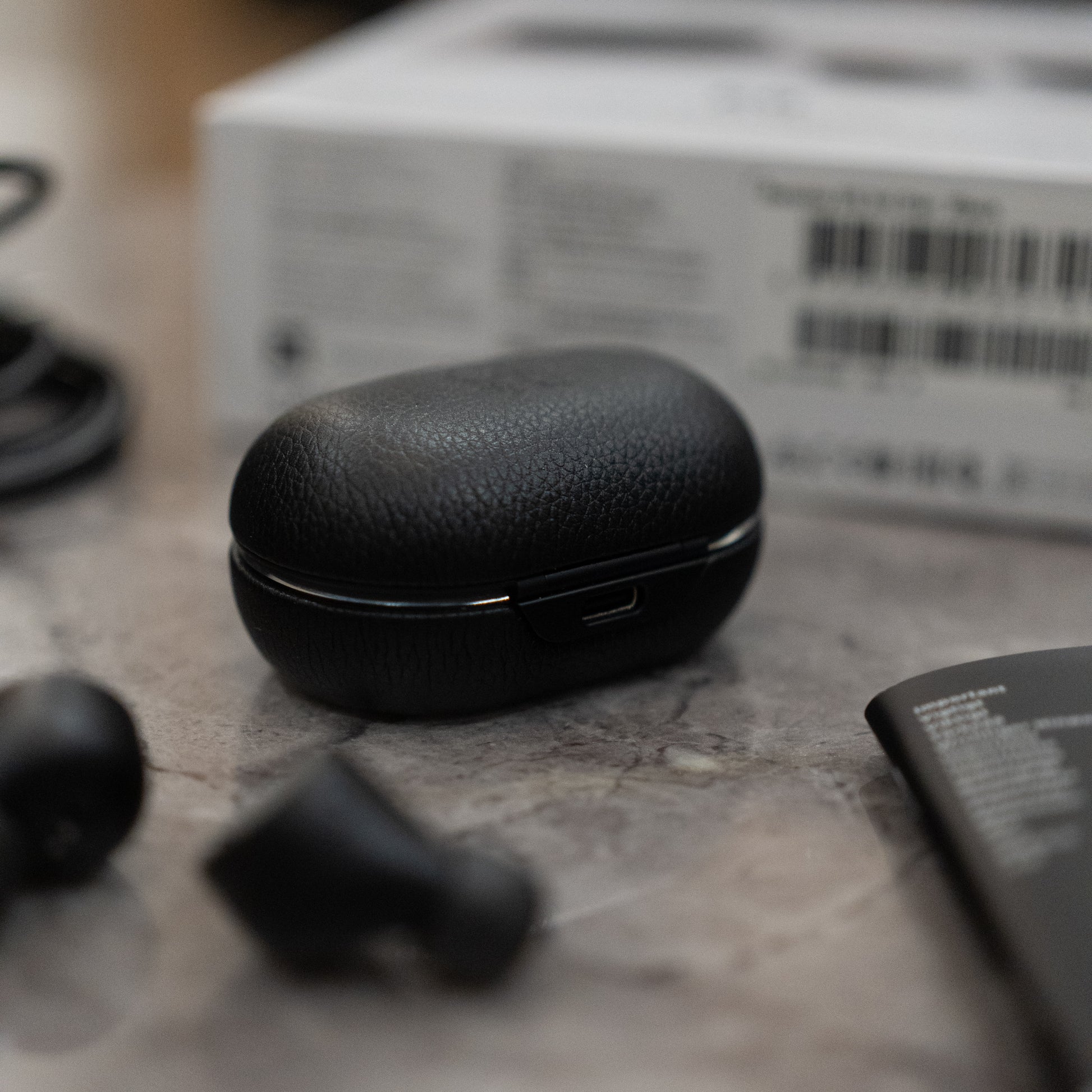 Bang & Olufsen | Beoplay E8 - 3rd Gen - Black