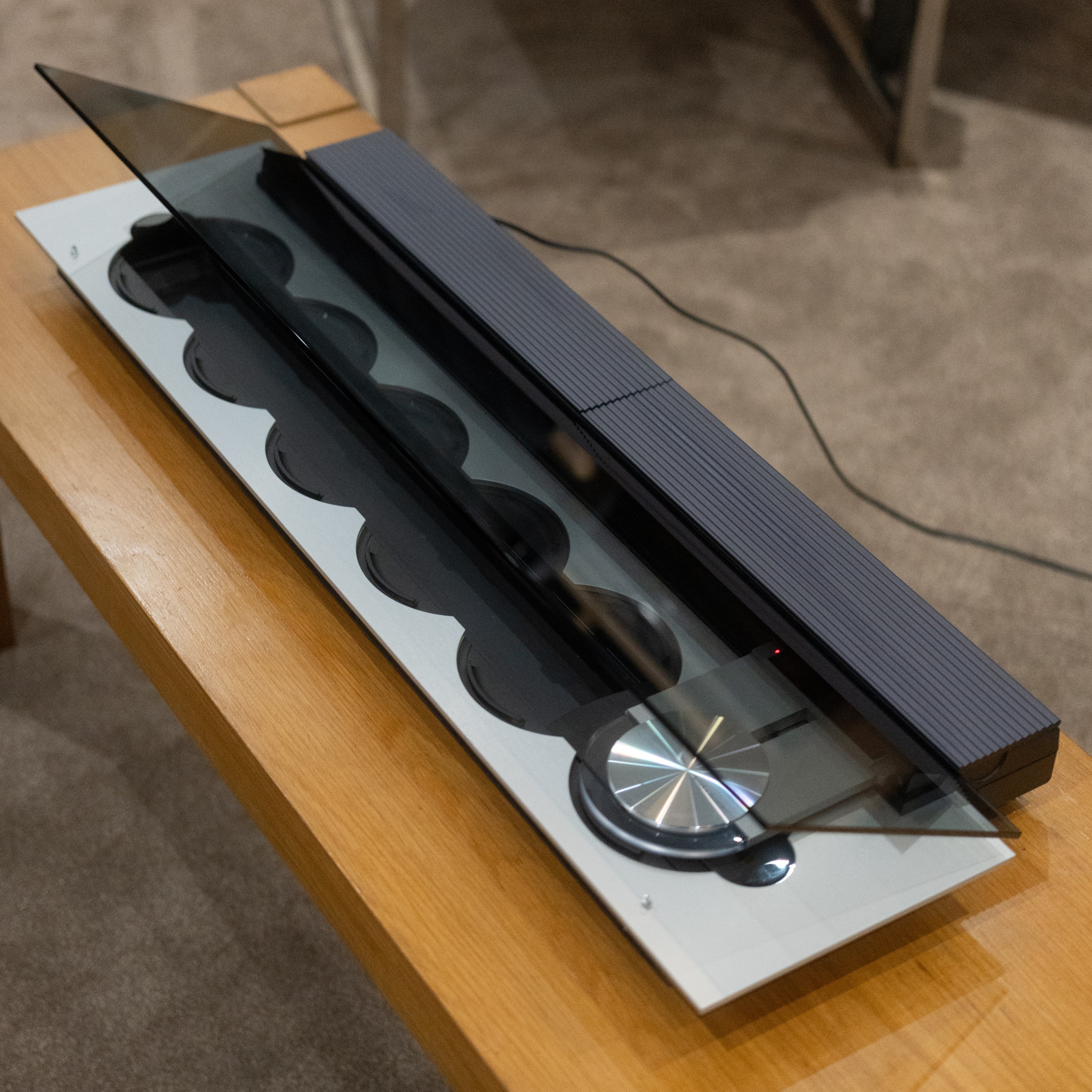 Bang & Olufsen | B&O BeoSound 9000 MK3 – BeoVerse