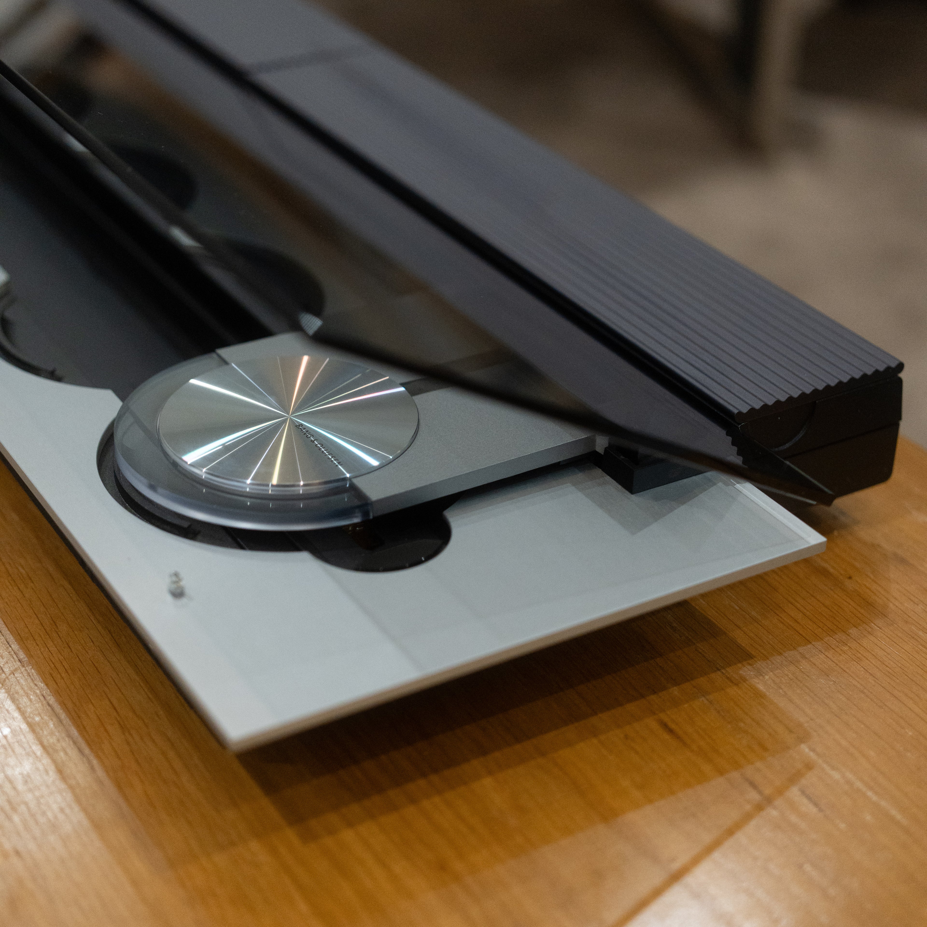 Bang & Olufsen | B&O BeoSound 9000 MK3