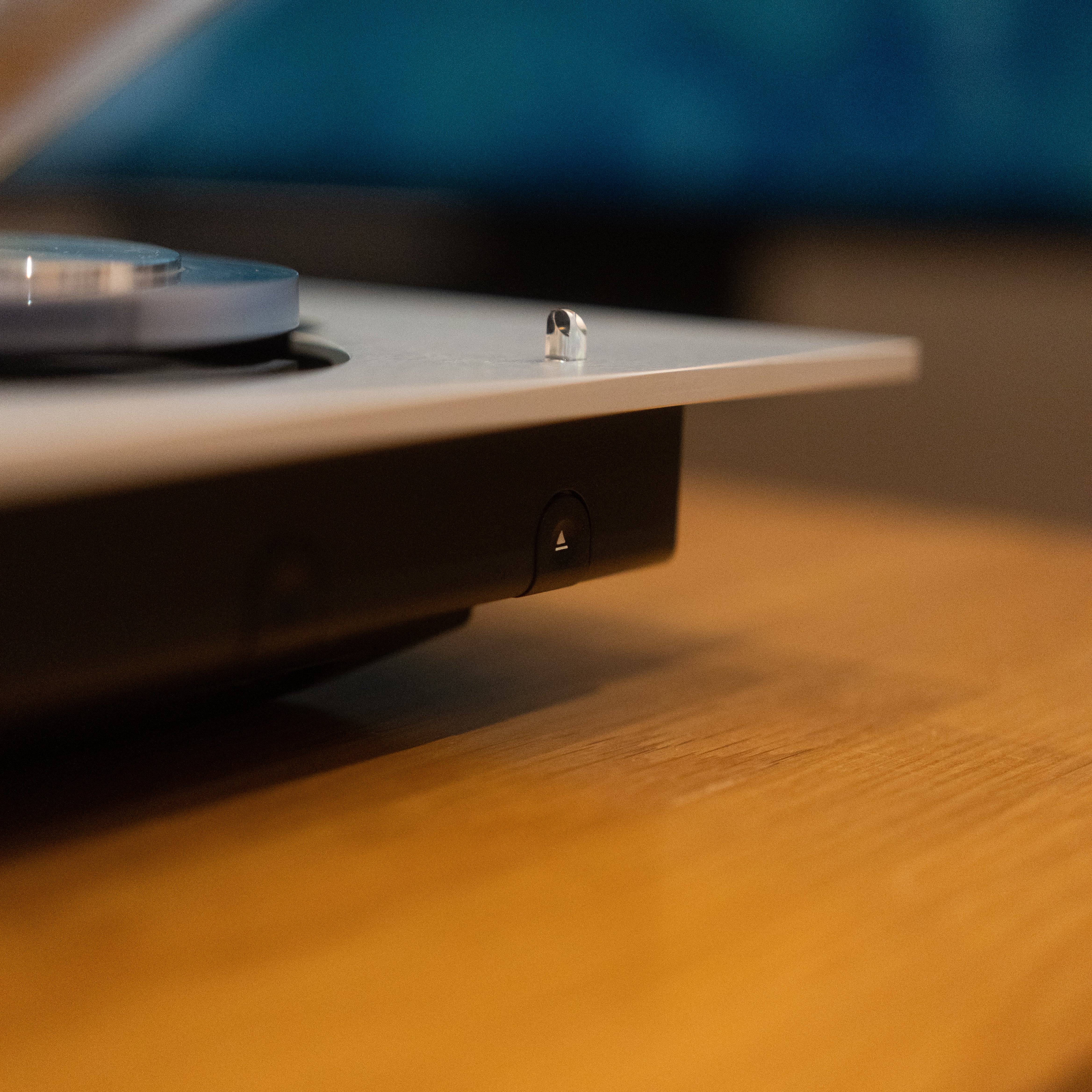 Bang & Olufsen | B&O BeoSound 9000 MK3 – BeoVerse