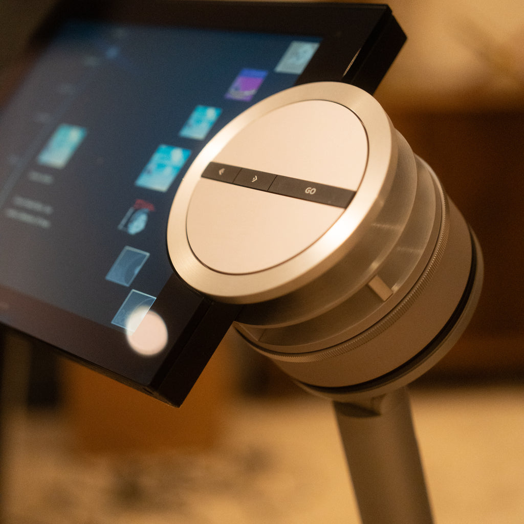 Bang & Olufsen | B&O BeoSound/BeoMaster 5 + Floor Stand
