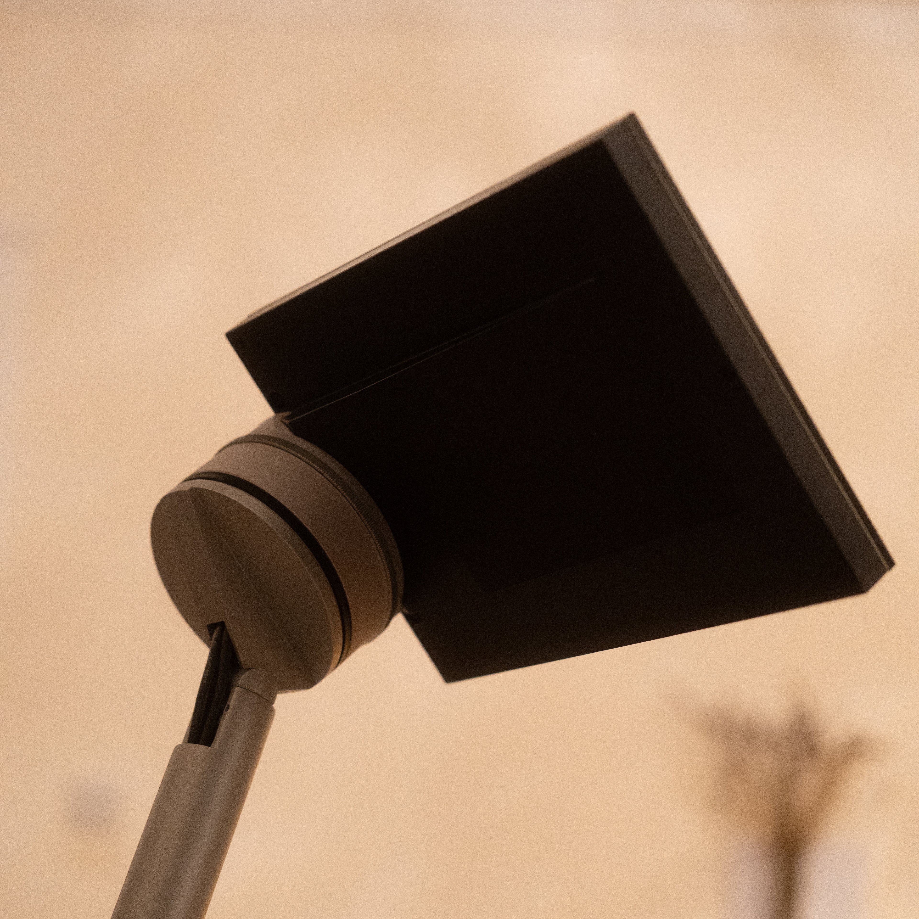Bang & Olufsen | B&O BeoSound/BeoMaster 5 + Floor Stand