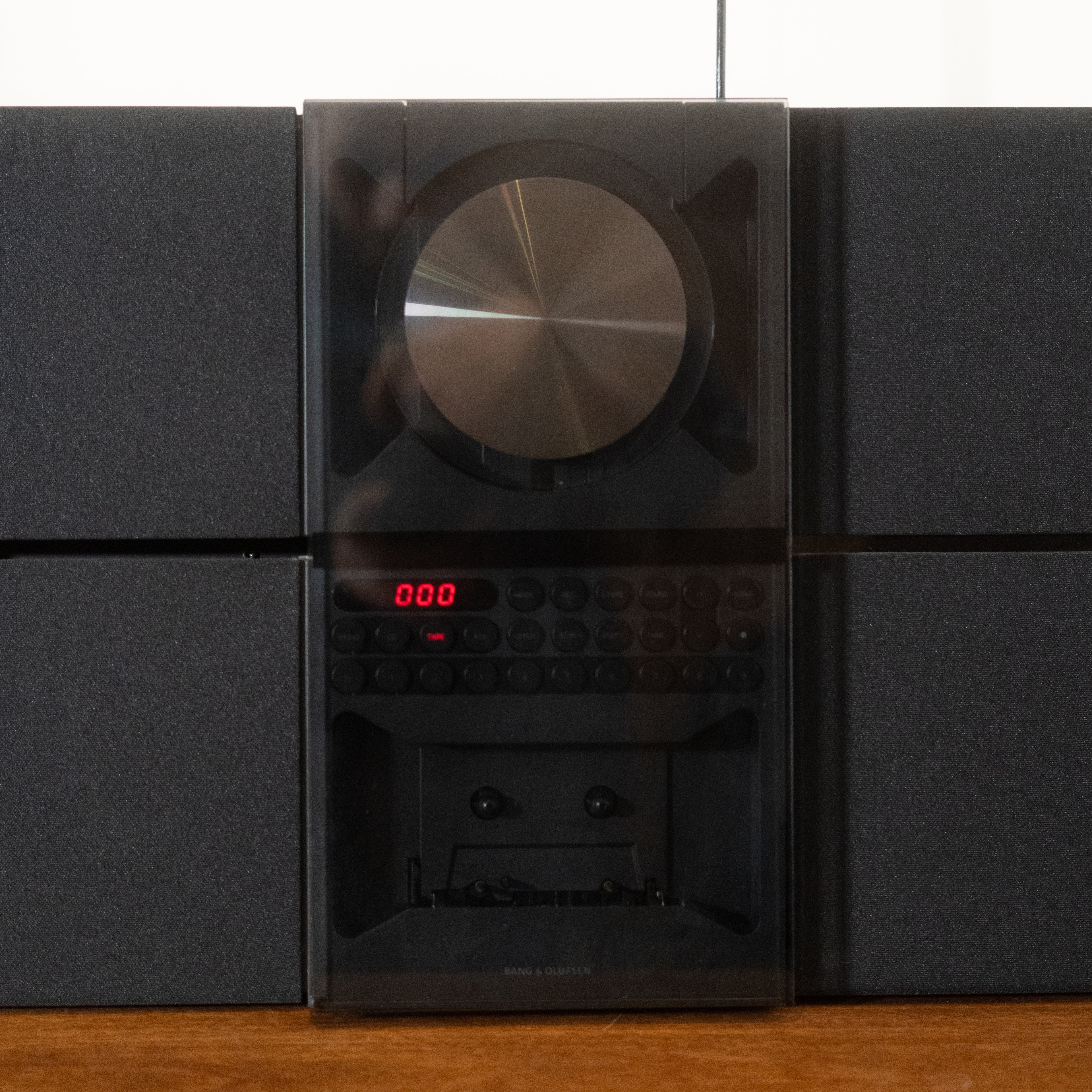 Bang & Olufsen | B&O BeoSound Century