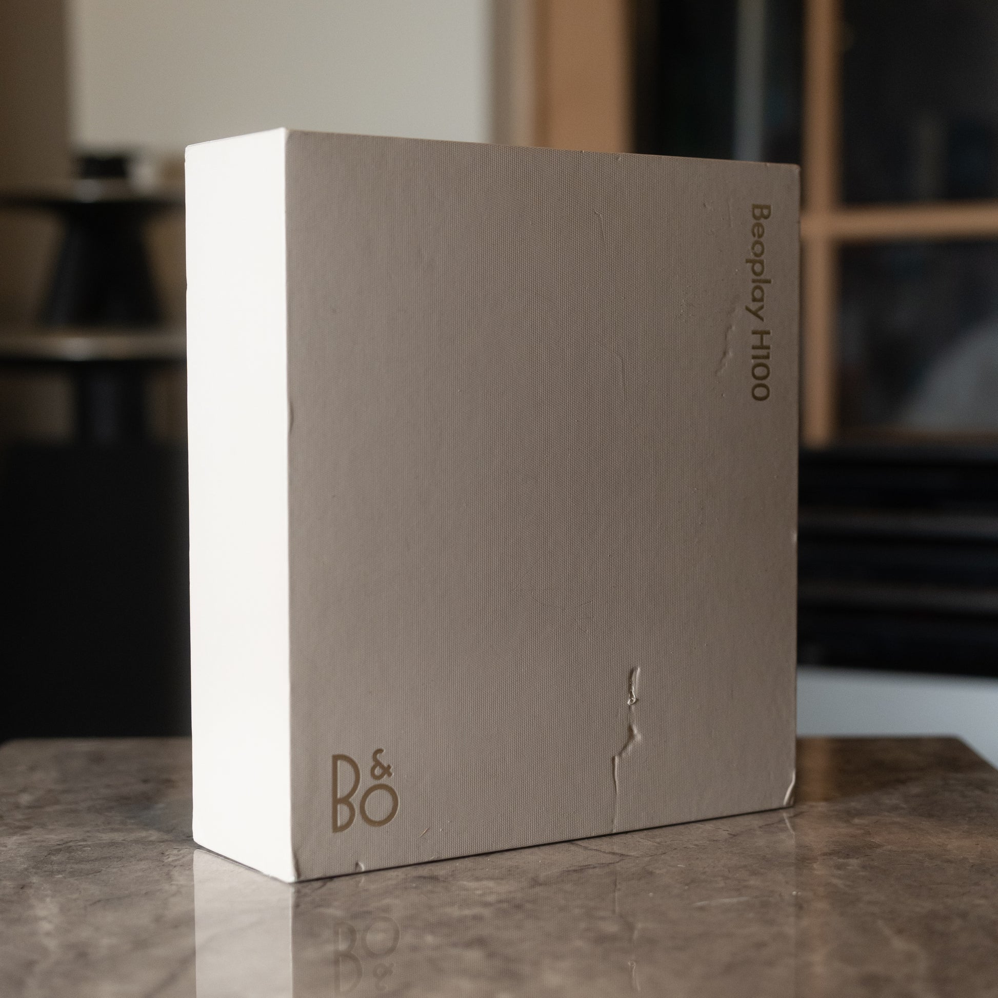 Bang & Olufsen | B&O BeoPlay H100 (Hourglass Sand)