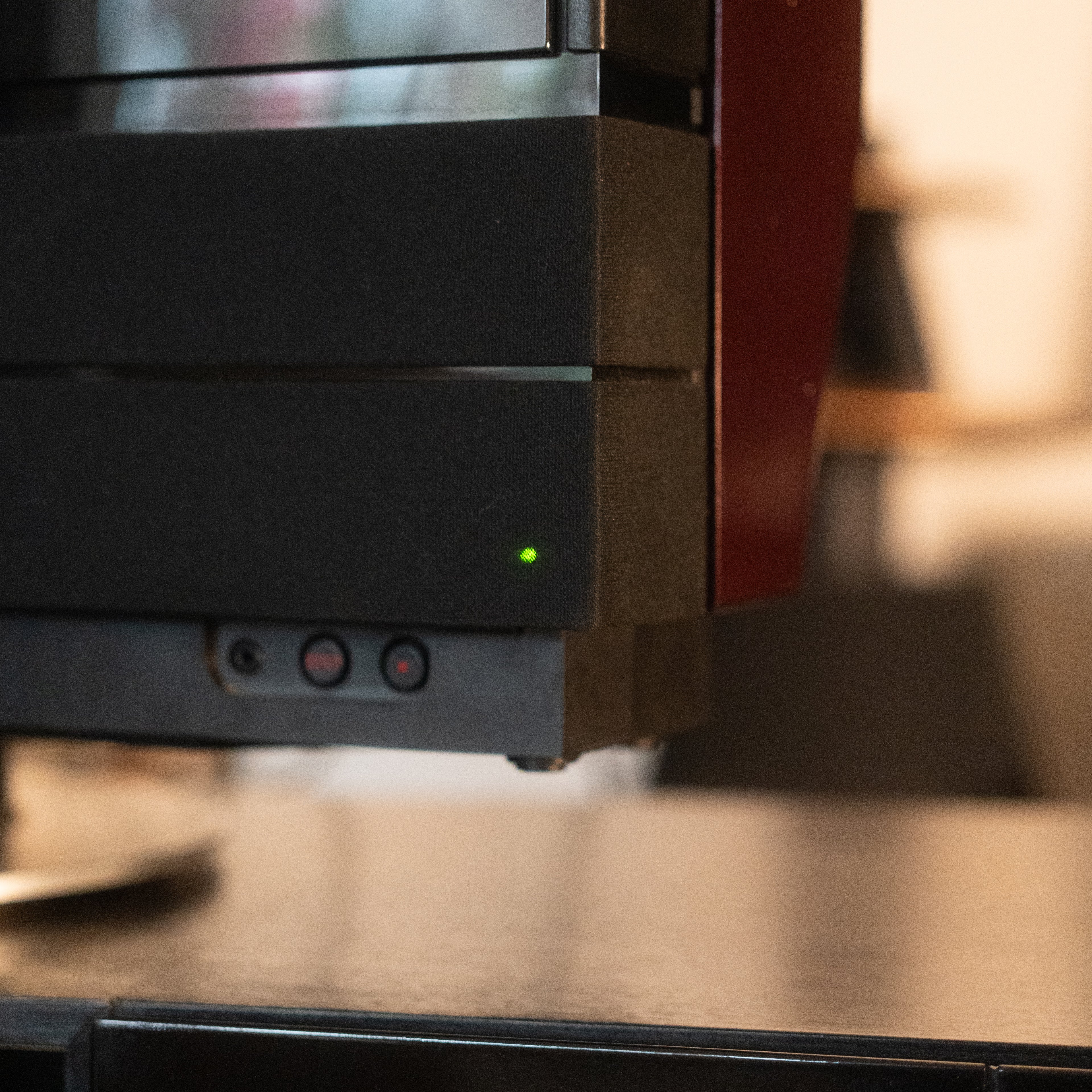 Bang & Olufsen | B&O BeoVision MX7000 - Maroon
