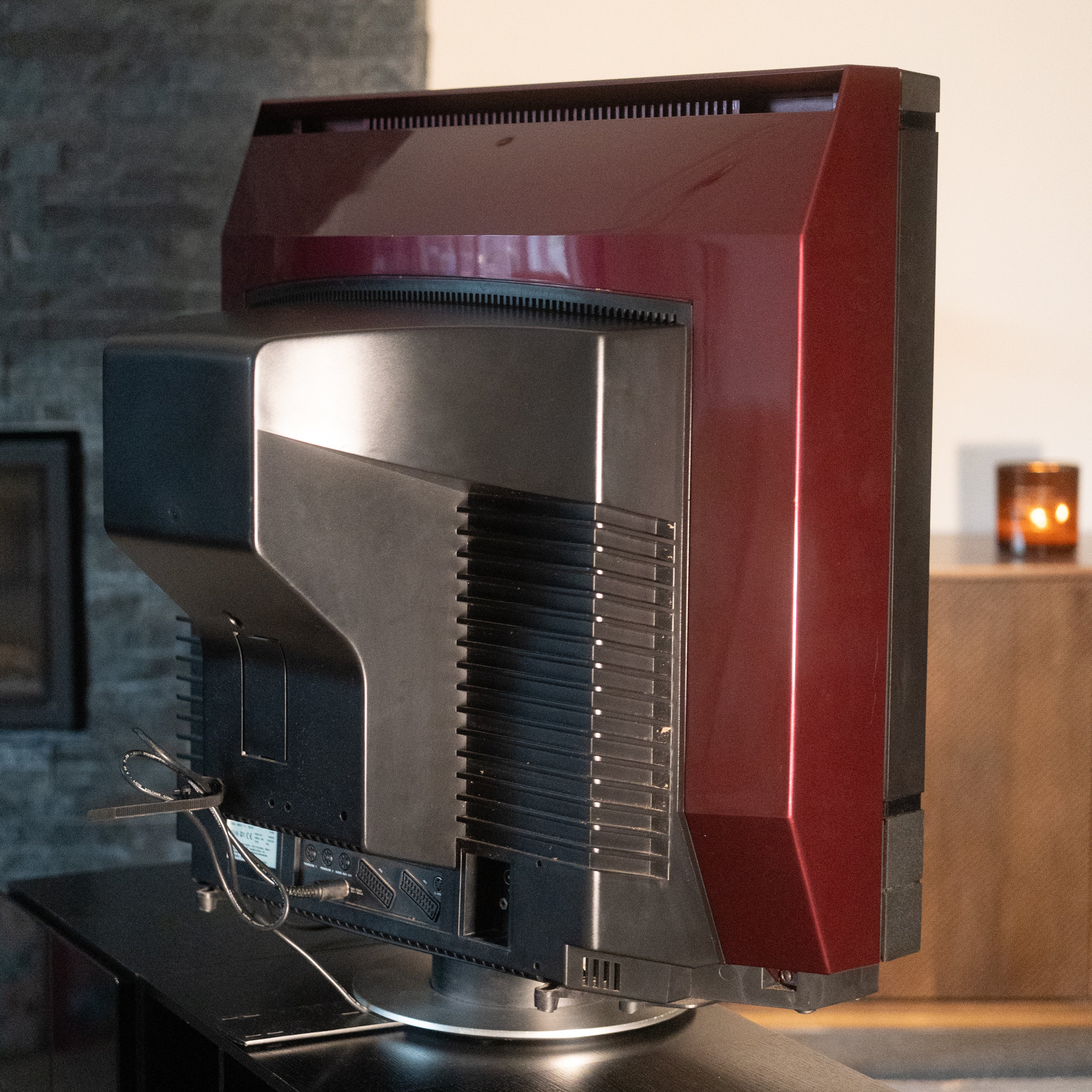 Bang & Olufsen | B&O BeoVision MX7000 - Maroon