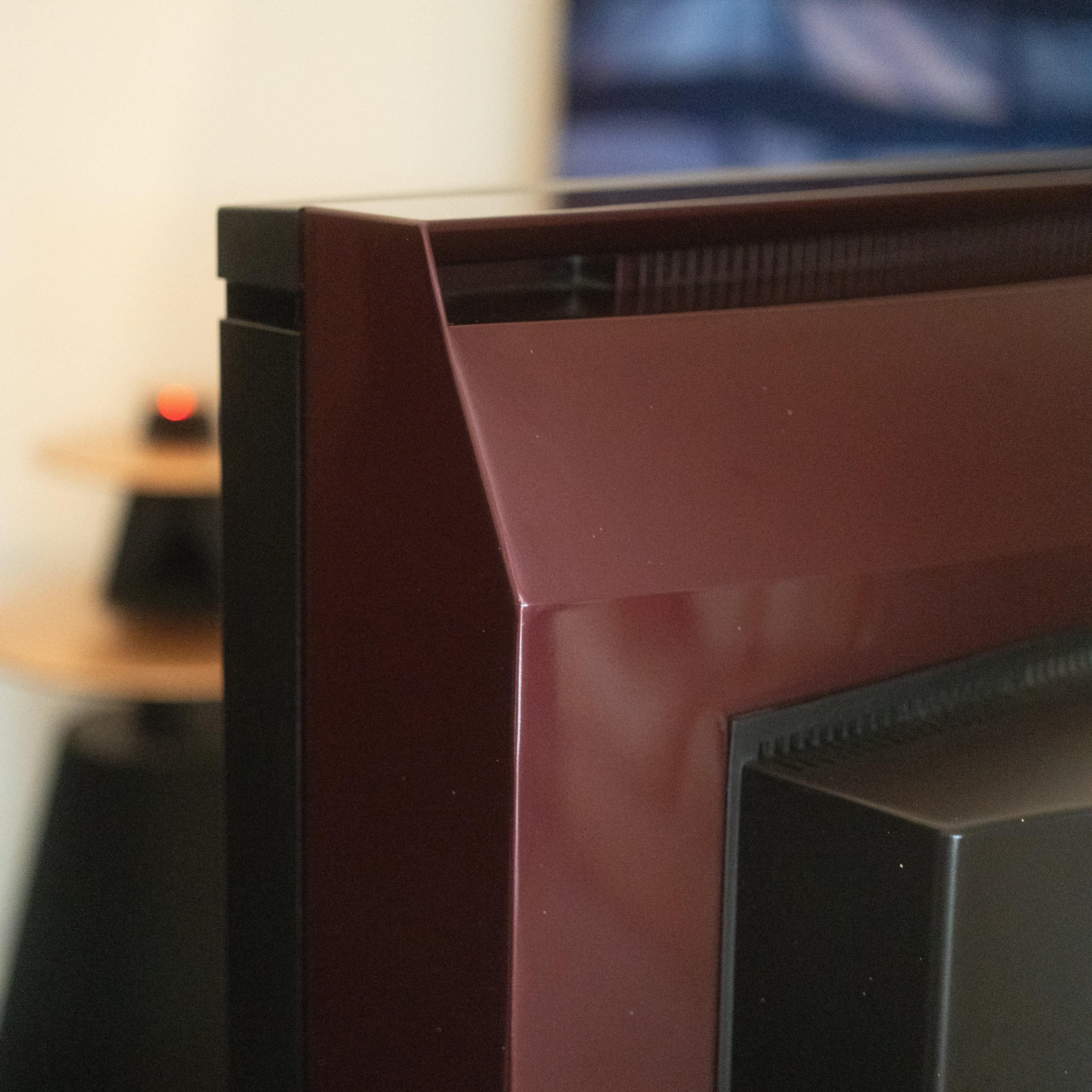 Bang & Olufsen | B&O BeoVision MX7000 - Maroon