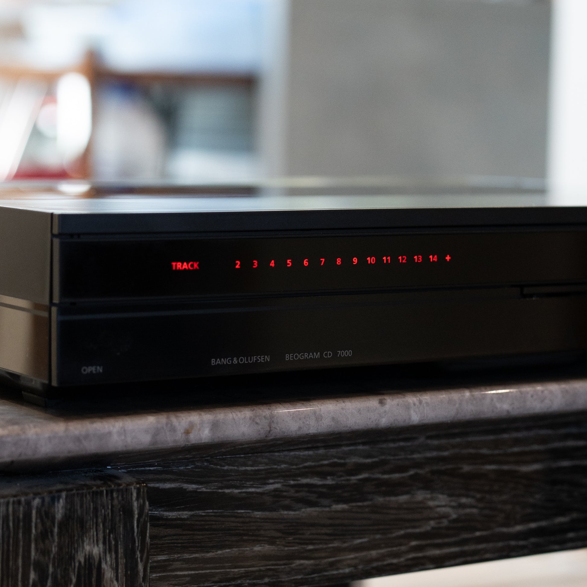 Bang & Olufsen | B&O Beogram CD 7000 - Limited Edition Black! TYPE: 5152