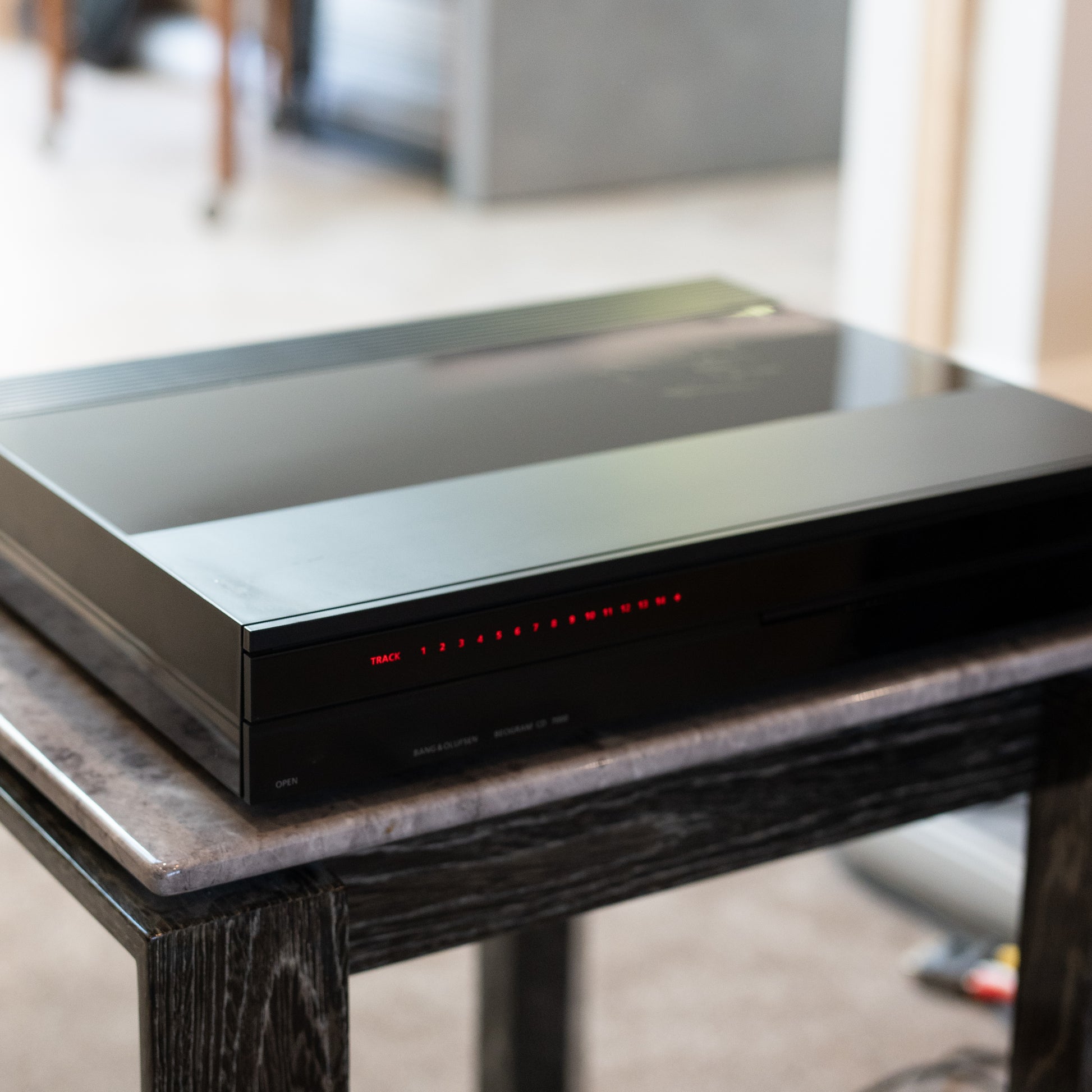 Bang & Olufsen | B&O Beogram CD 7000 - Limited Edition Black! TYPE: 5152