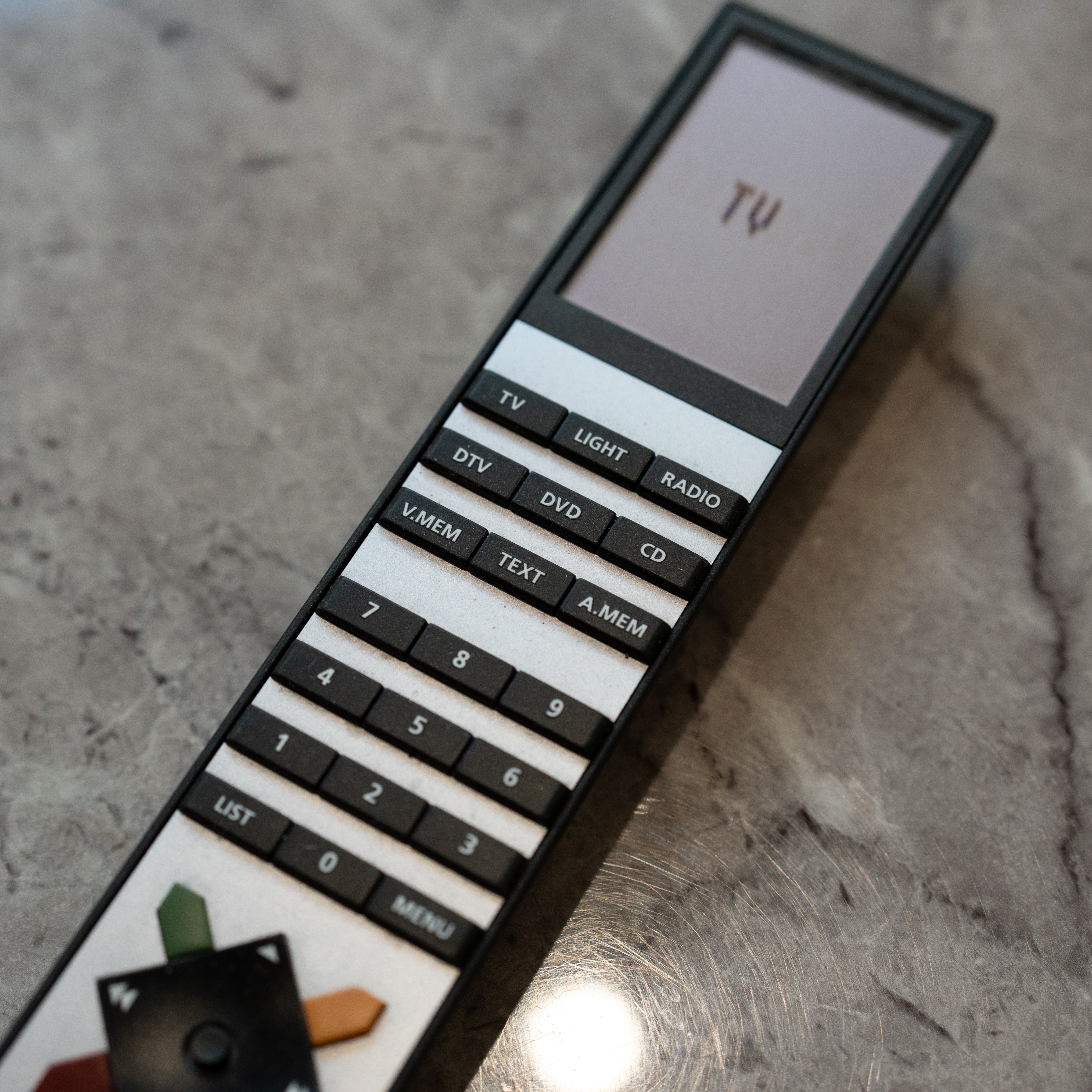 Bang & Olufsen | B&O Beo4 MK5 (Toggle) RARE B&O LOGO! – BeoVerse