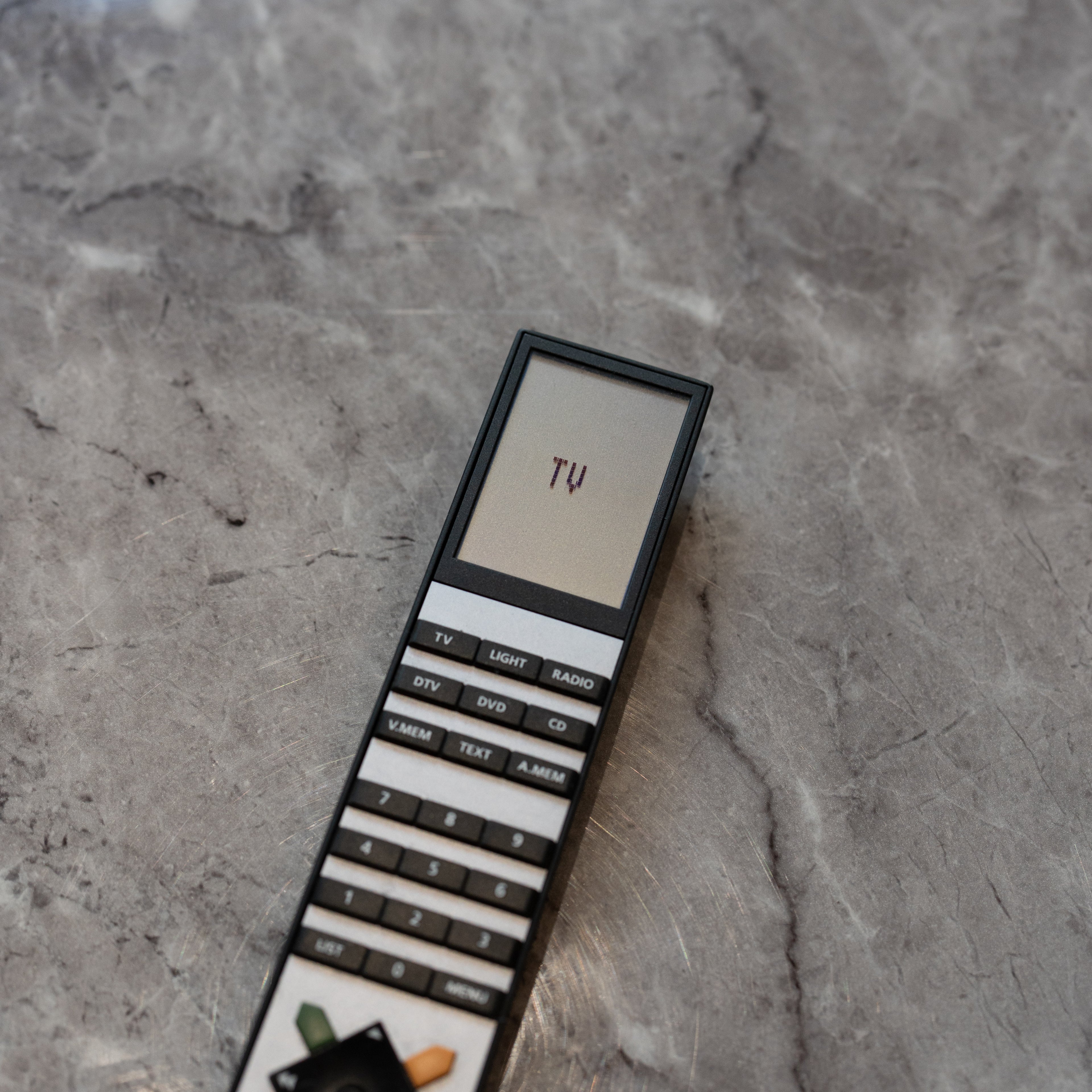 Bang & Olufsen | B&O Beo4 MK5 (Toggle) RARE B&O LOGO!