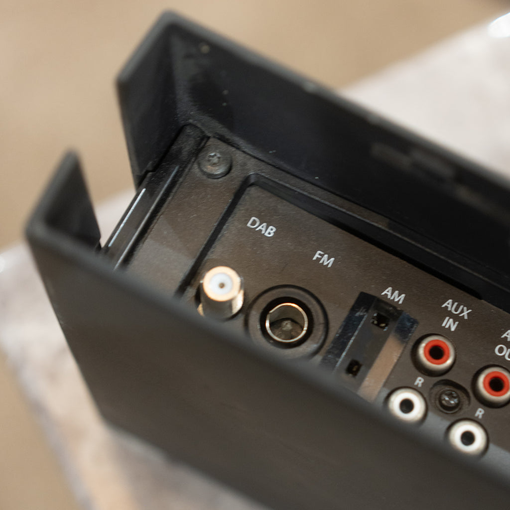 Bang & Olufsen | B&O BeoCenter 2 + Socket Unit - CD / DAB / AM / FM