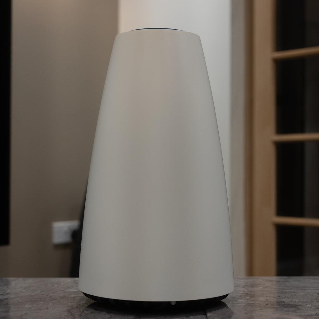 Bang & Olufsen | B&O Beolab 14 (Subwoofer + Table Standing Speakers) WHITE+BLUE