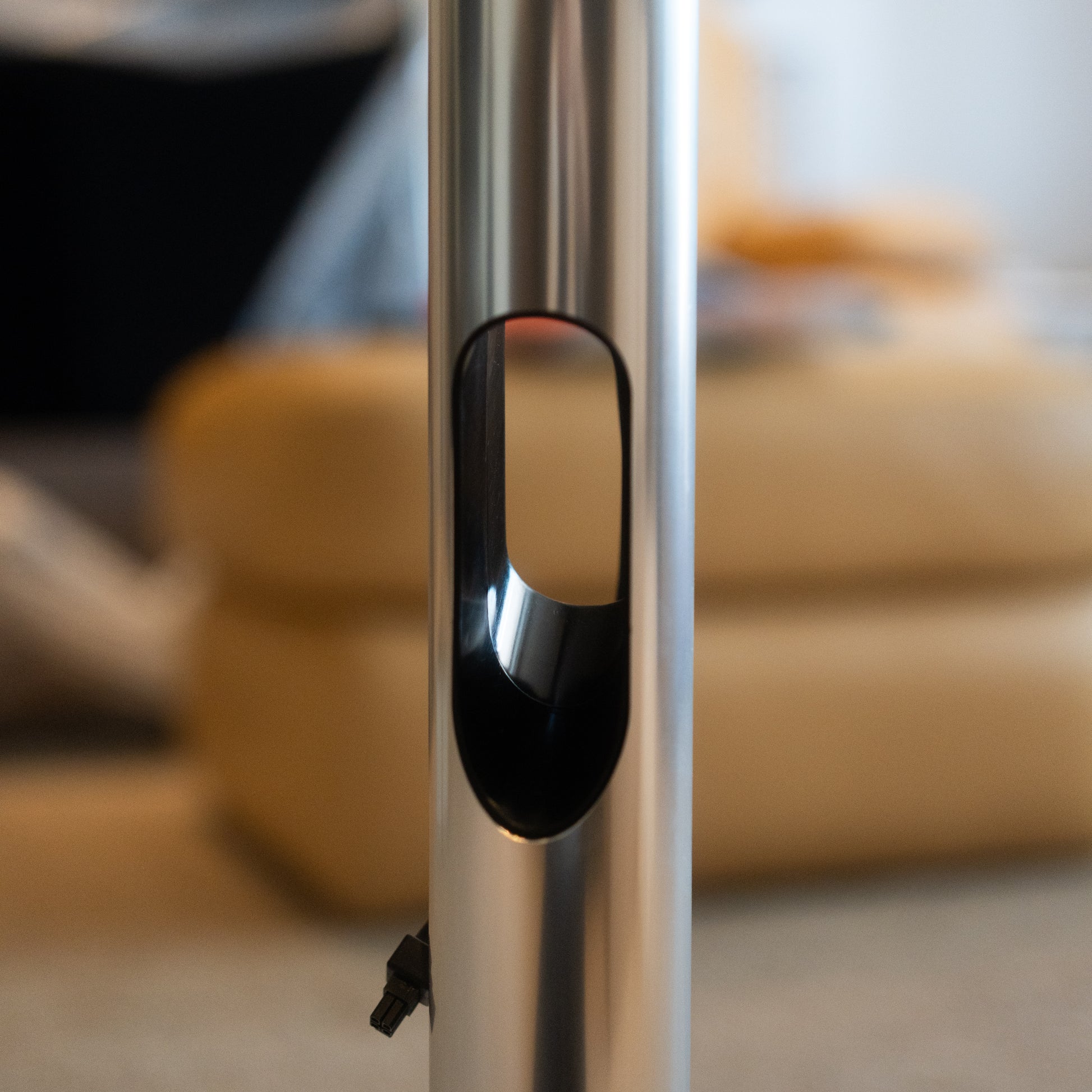 Bang & Olufsen | B&O Beovision 11 (40/46) Motorised Floor Stand - Boxed!