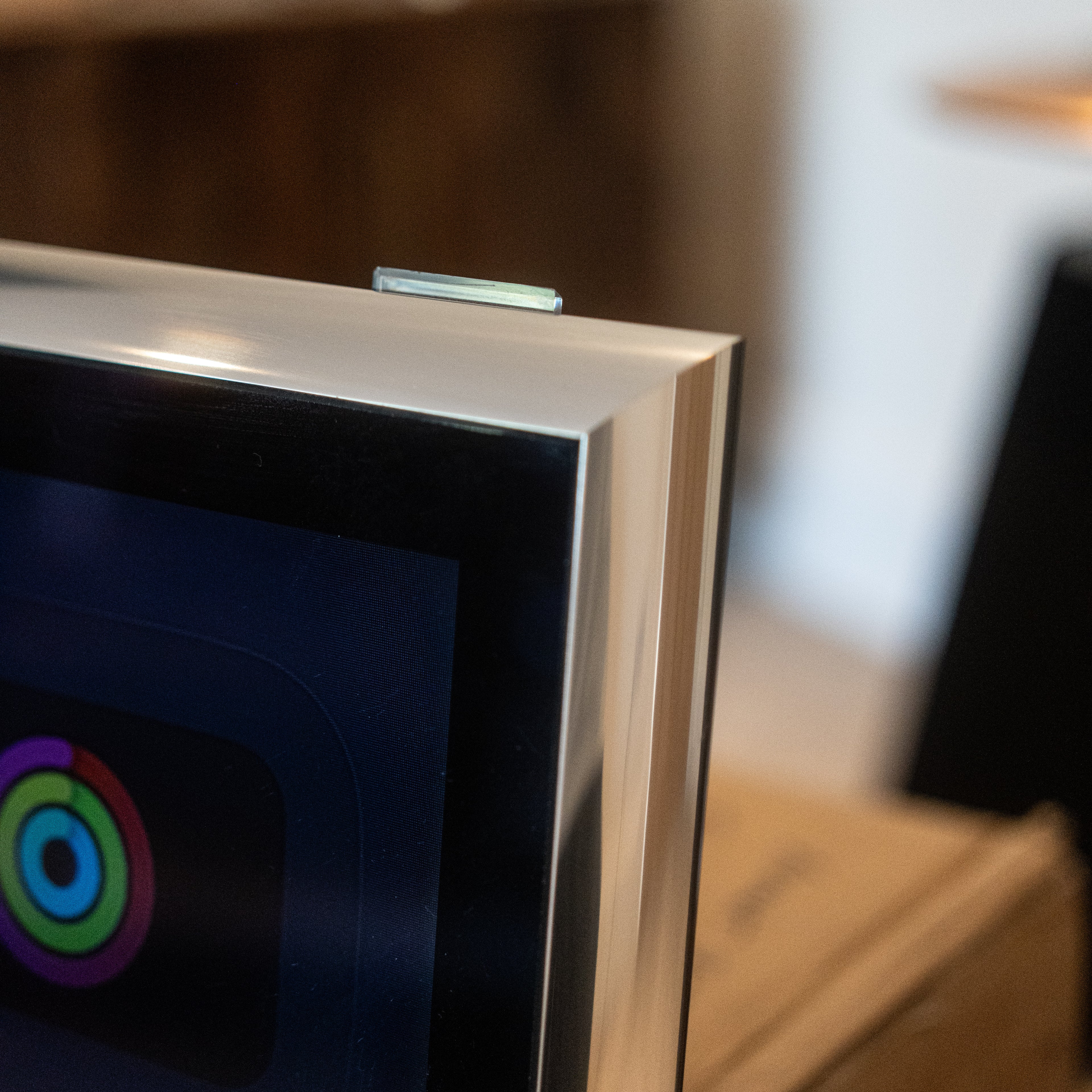 Bang & Olufsen B&O BeoVision 11-40" MK4 (Alu/Taupe)
