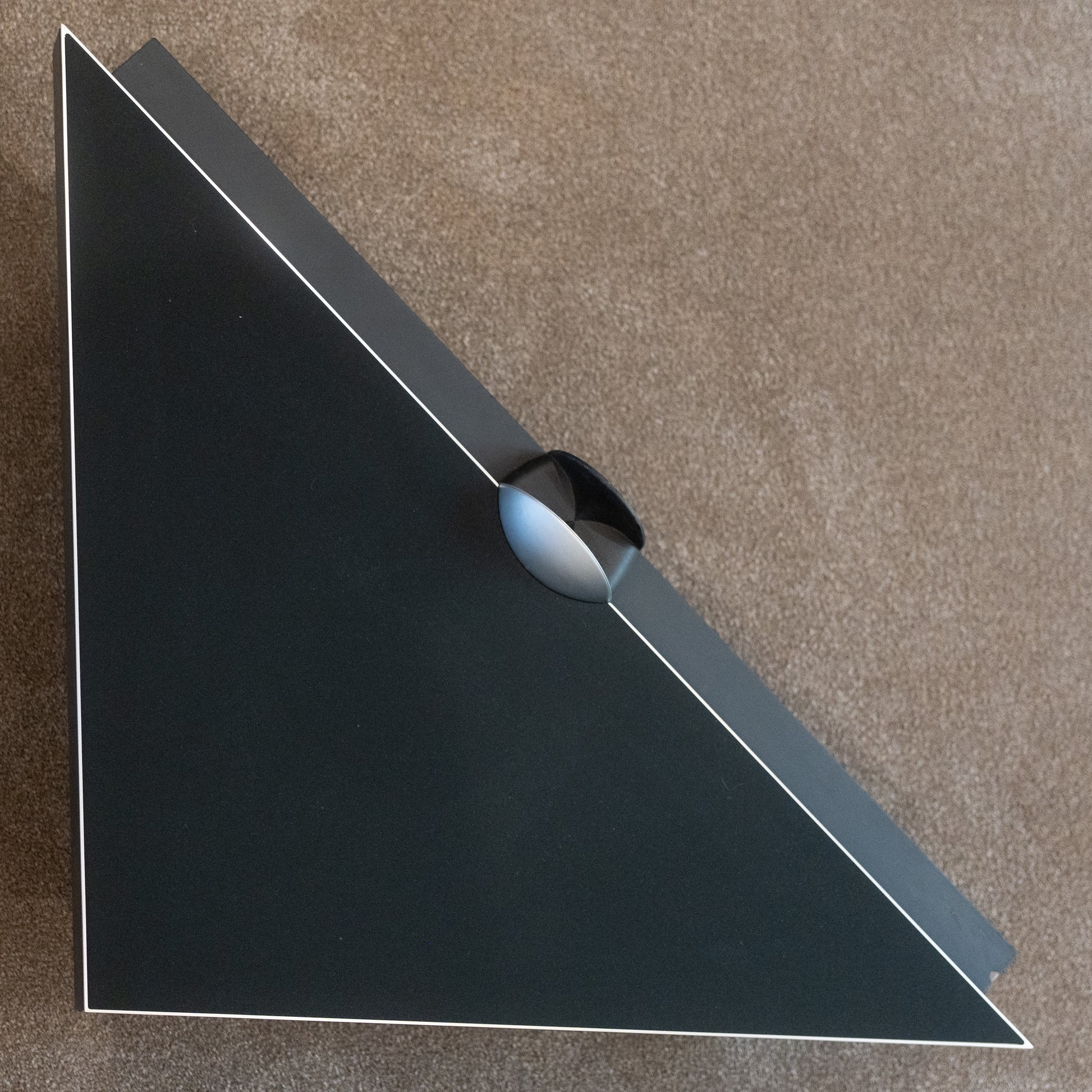 Bang & Olufsen | B&O Beolab 10 (Includes Wall Bracket!)