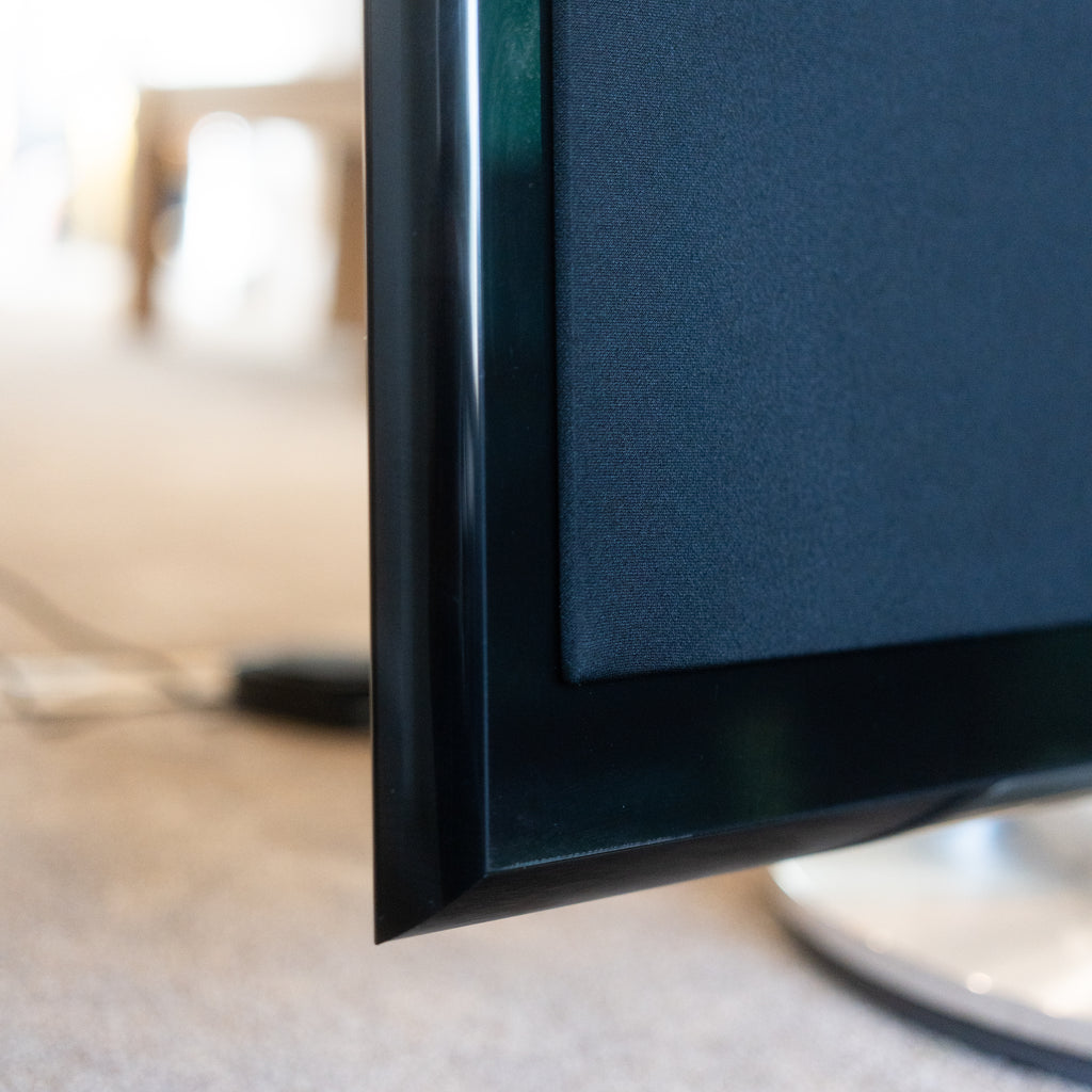 Bang & Olufsen | B&O BeoVision 11-46" - MK4 (Floor Stand+Beoremote One) - BLACK