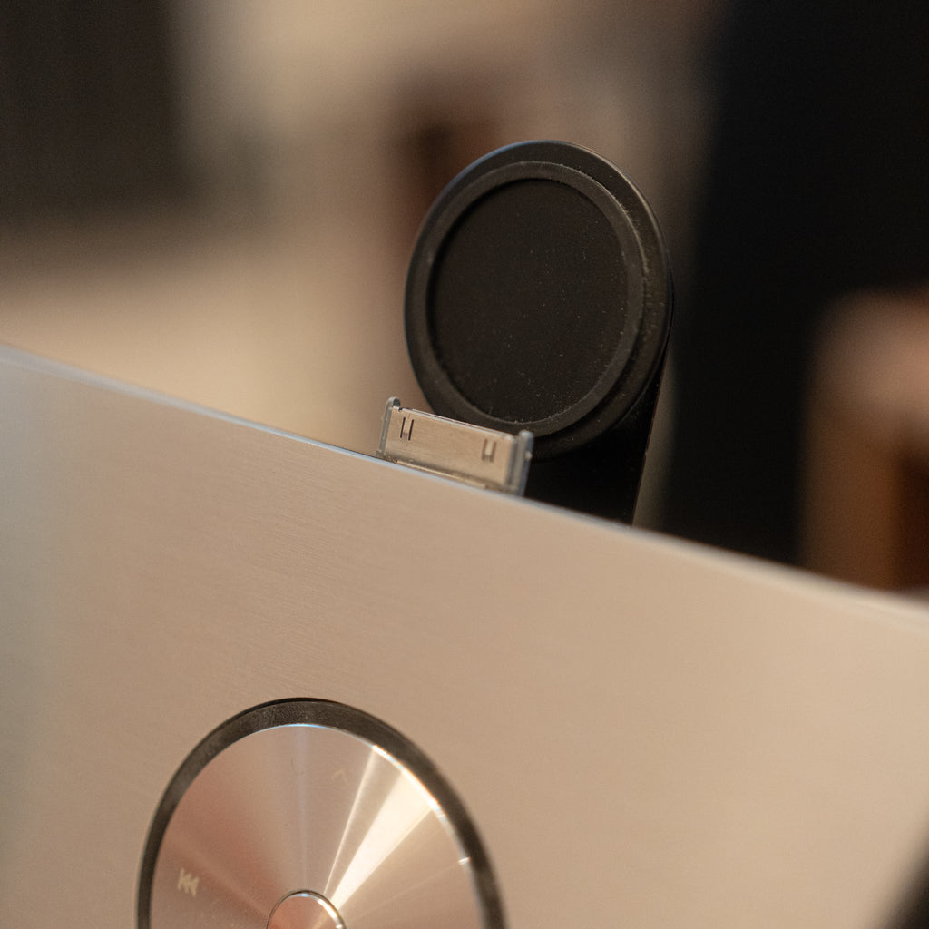 Bang & Olufsen | B&O Beosound 8 (Black/Aluminium) Remote + Adapter!