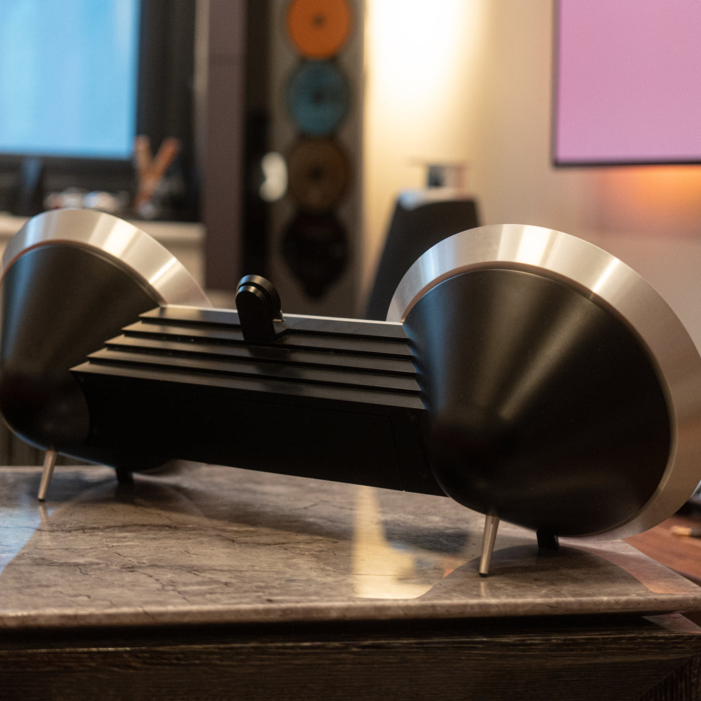 Bang & Olufsen | B&O Beosound 8 (Black/Aluminium) Remote + Adapter!