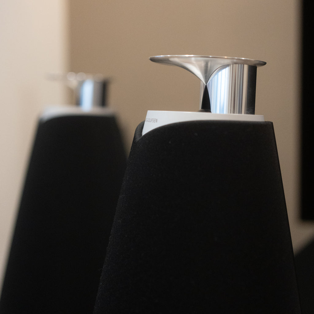 Bang & Olufsen | B&O BeoLab 20 (Black/Aluminium) WiSA-Powerlink-RCA