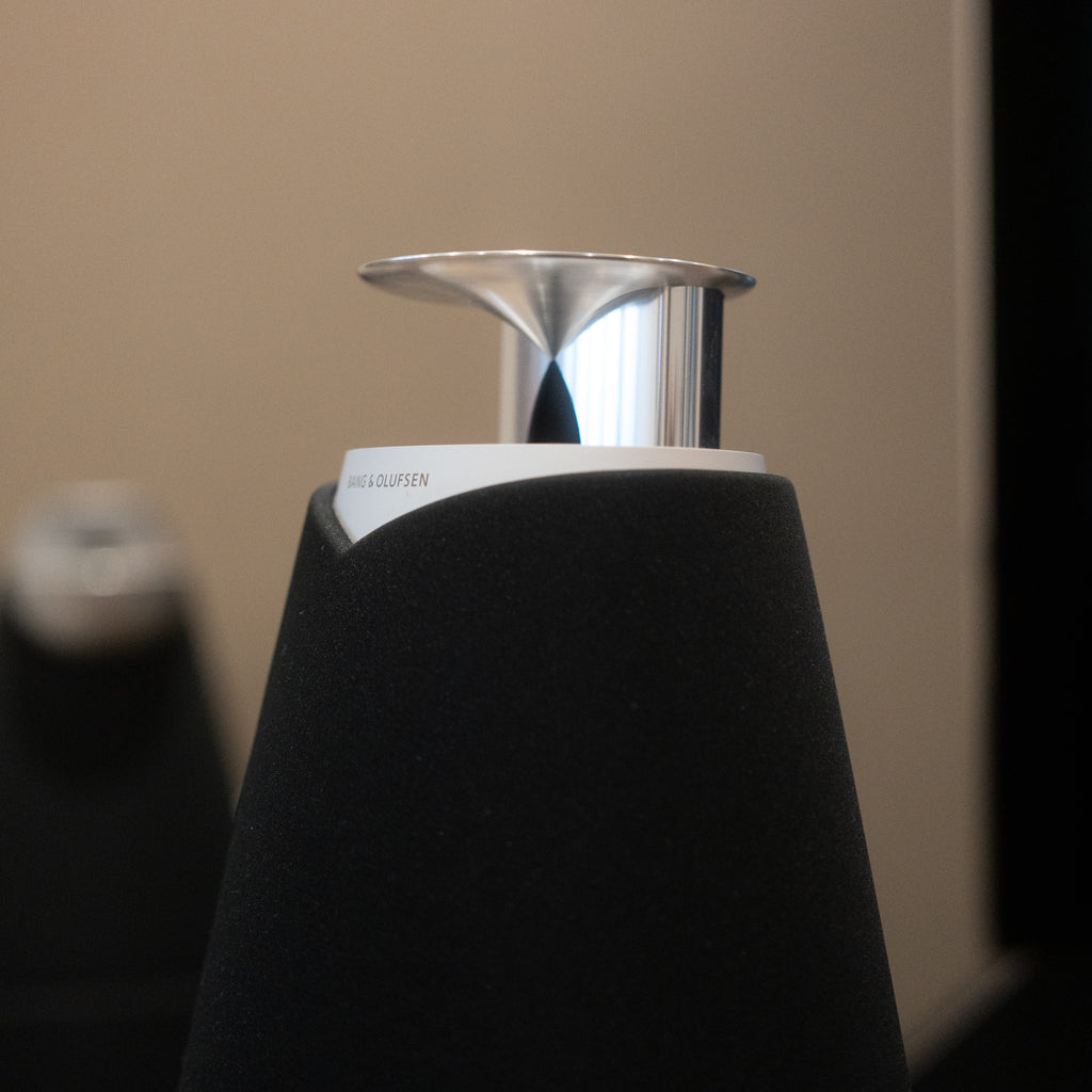 Bang & Olufsen | B&O BeoLab 20 (Black/Aluminium) WiSA-Powerlink-RCA