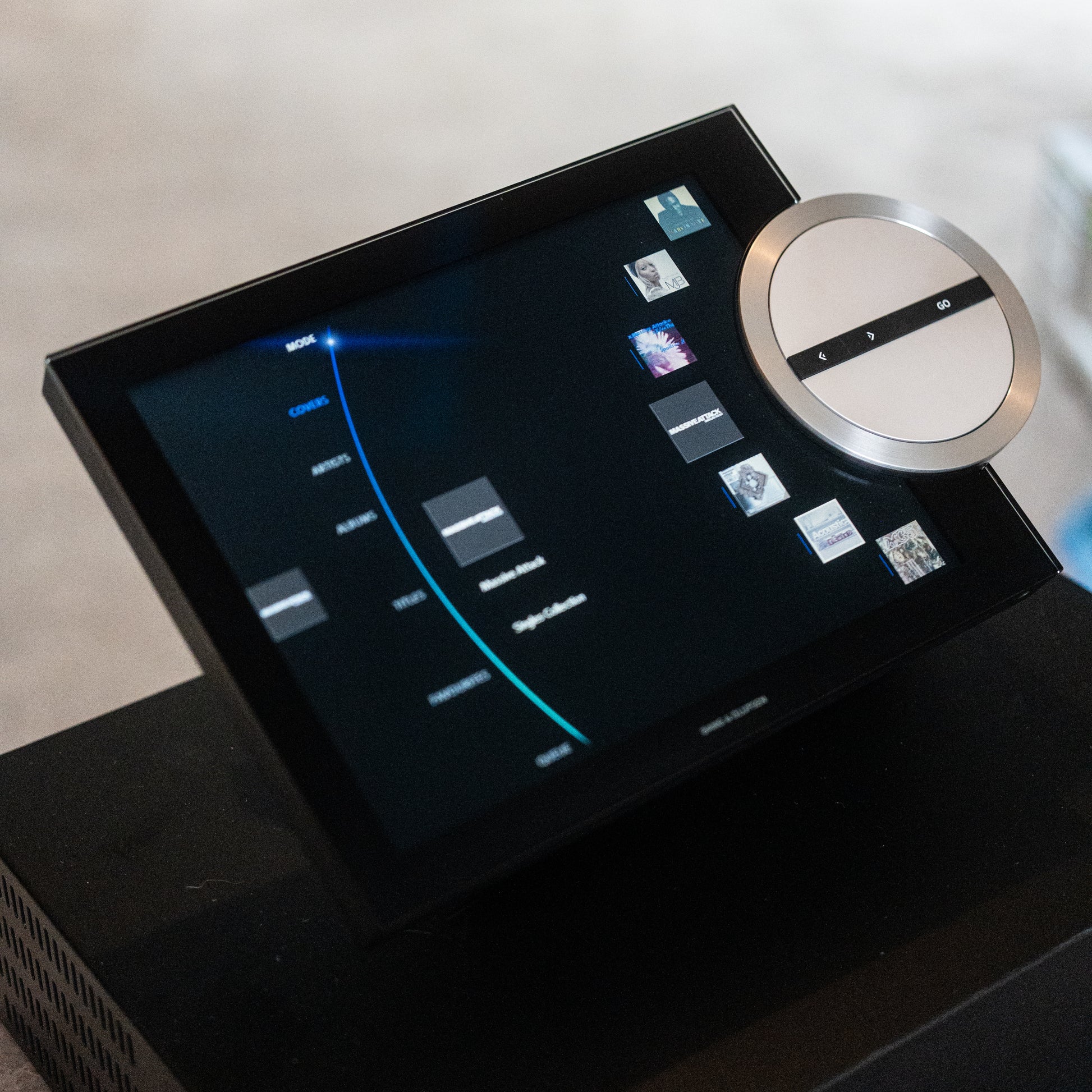 Bang & Olufsen | B&O BeoSound/Beomaster 5  1TB (Wall Bracket) + CD Ripper