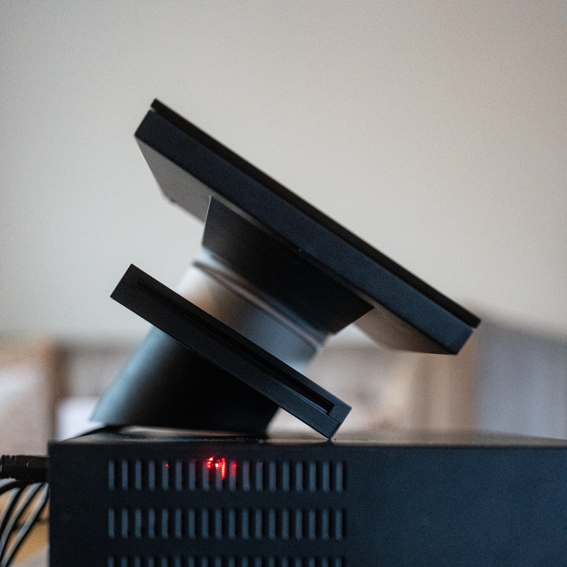Bang & Olufsen | B&O BeoSound/Beomaster 5  1TB (Wall Bracket) + CD Ripper