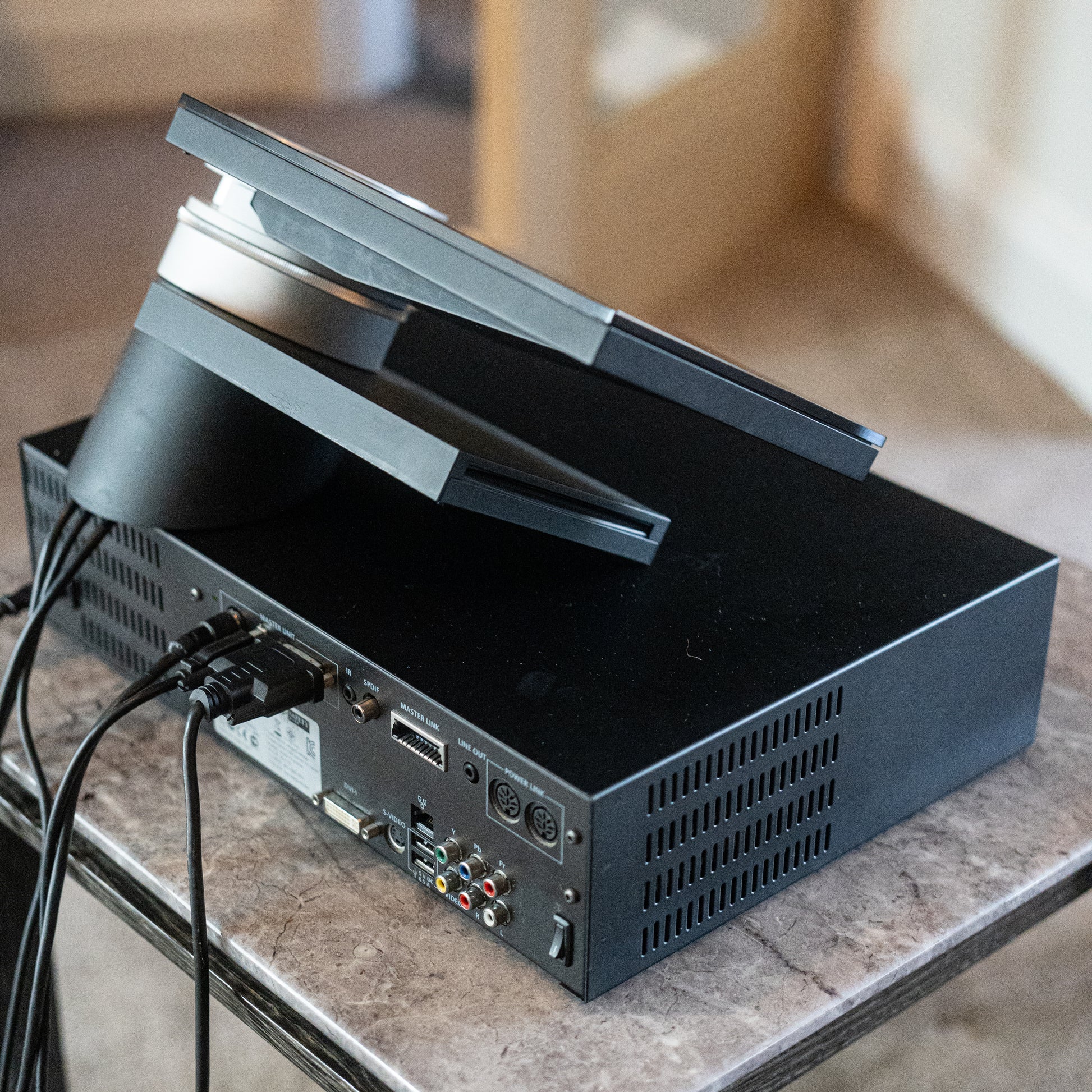 Bang & Olufsen | B&O BeoSound/Beomaster 5  1TB (Wall Bracket) + CD Ripper