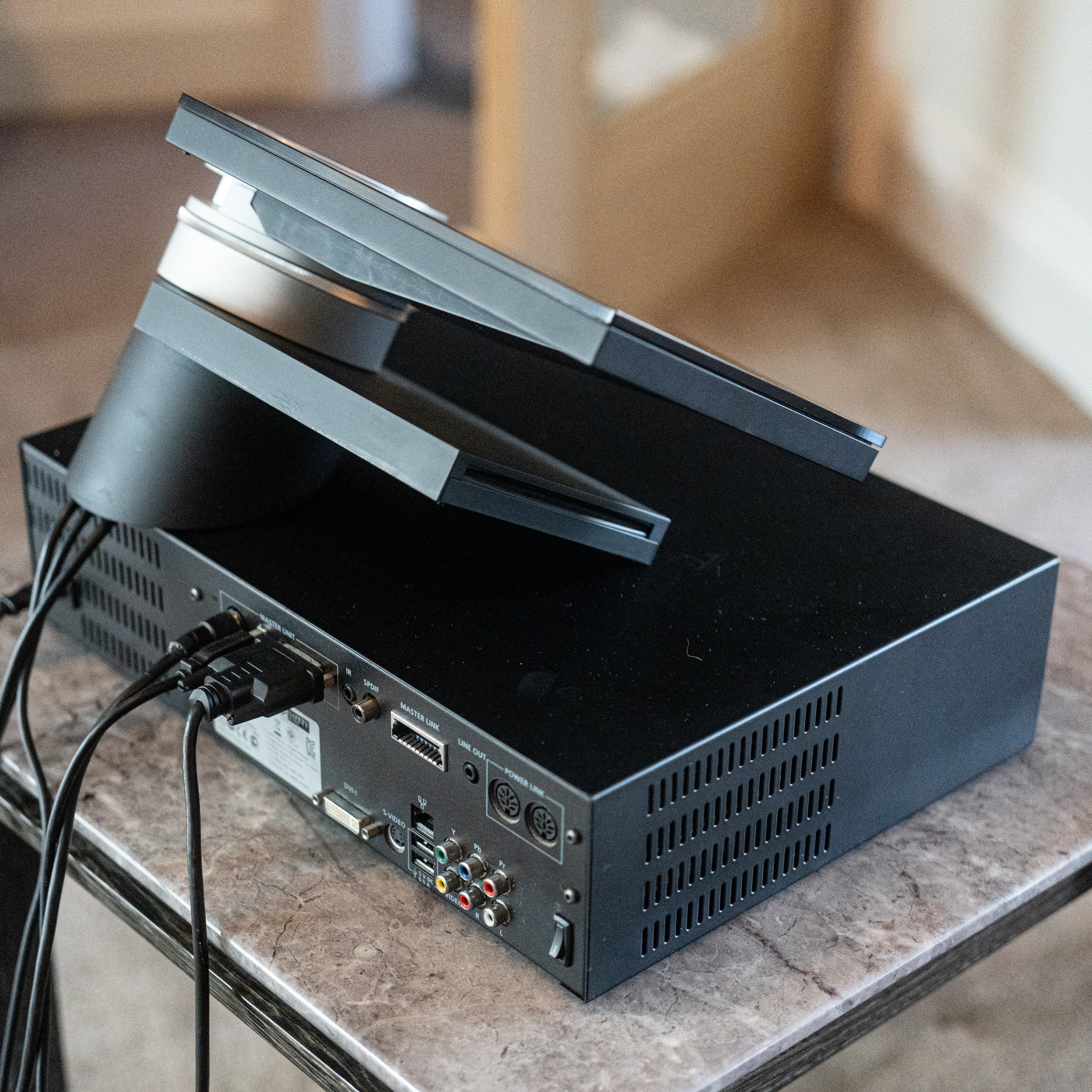 Bang & Olufsen | B&O BeoSound/Beomaster 5  1TB (Wall Bracket) + CD Ripper