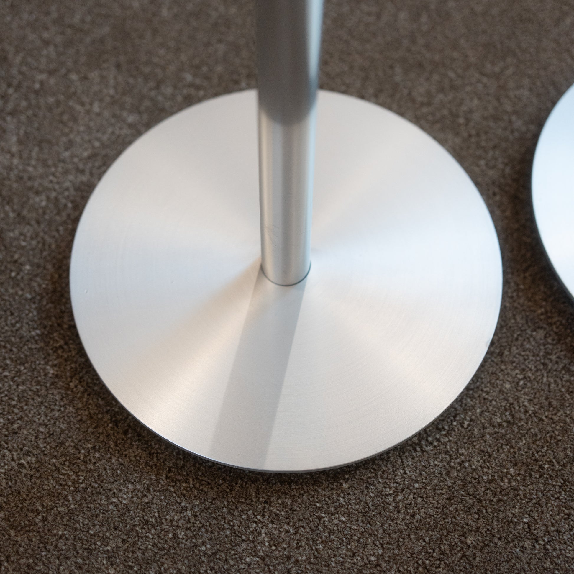 Bang & Olufsen | B&O Beolab 3 (Type: 6892)  + OEM Floor Stands