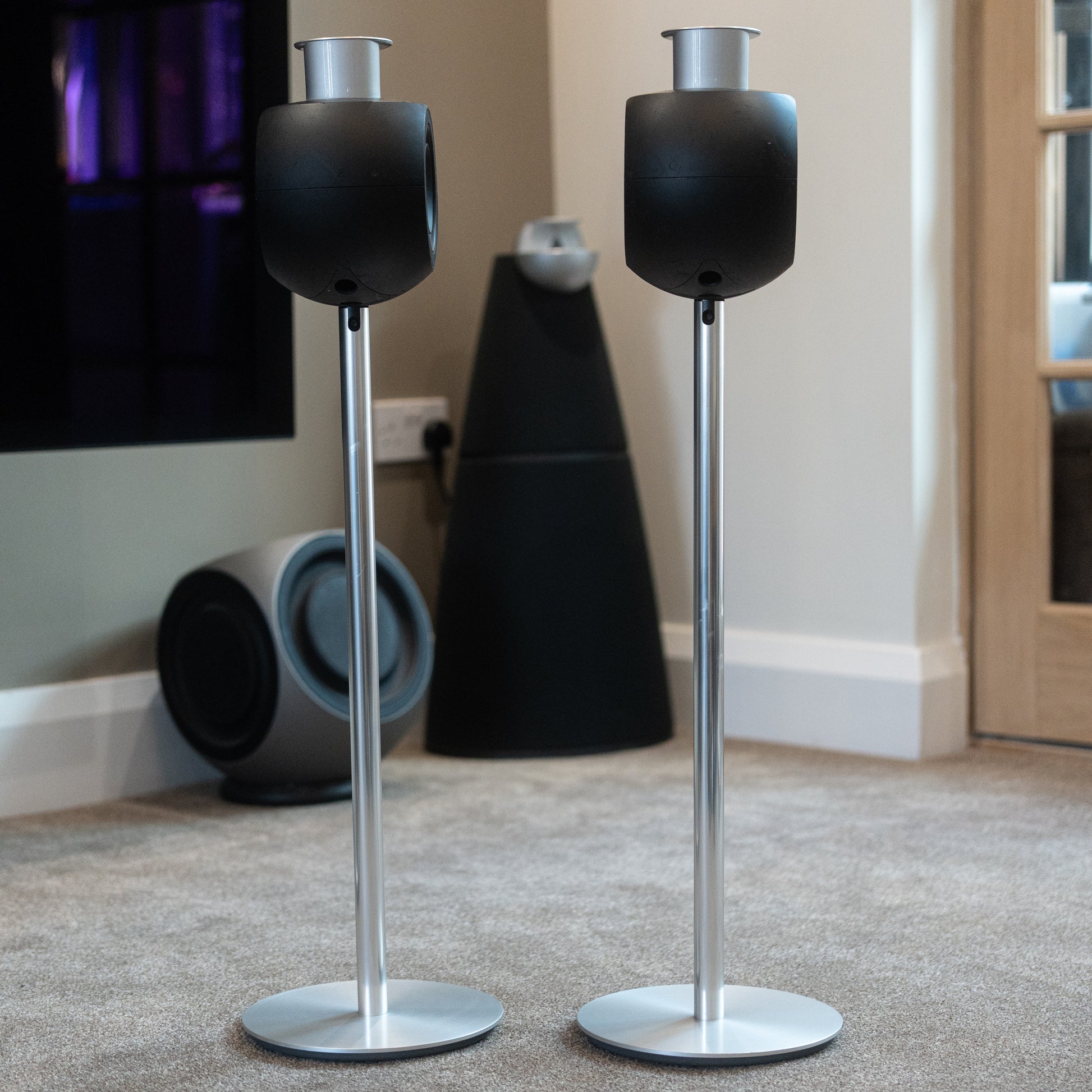 Bang & Olufsen | B&O Beolab 3 (Type: 6892)  + OEM Floor Stands