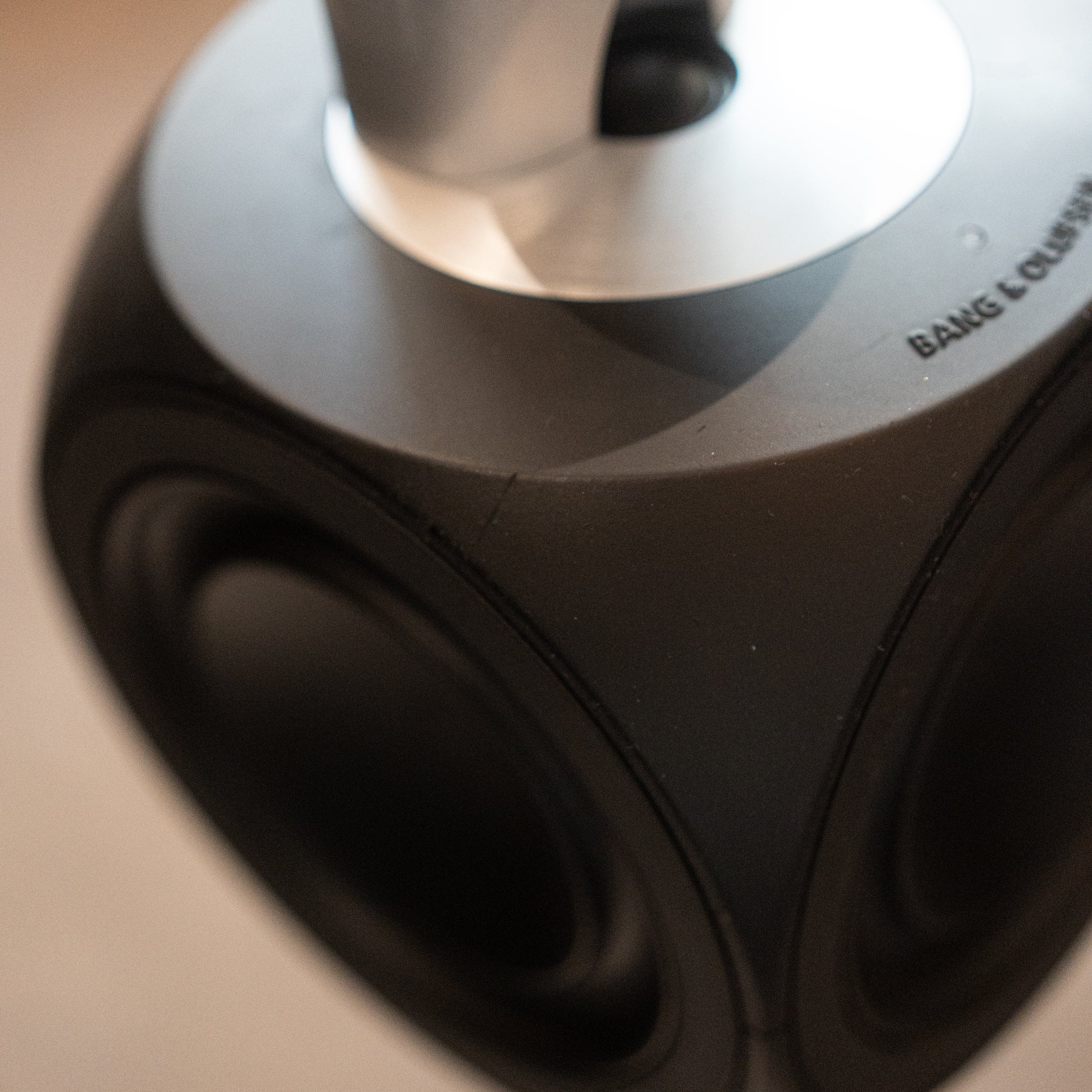 Bang & Olufsen | B&O Beolab 3 (Type: 6892)  + OEM Floor Stands
